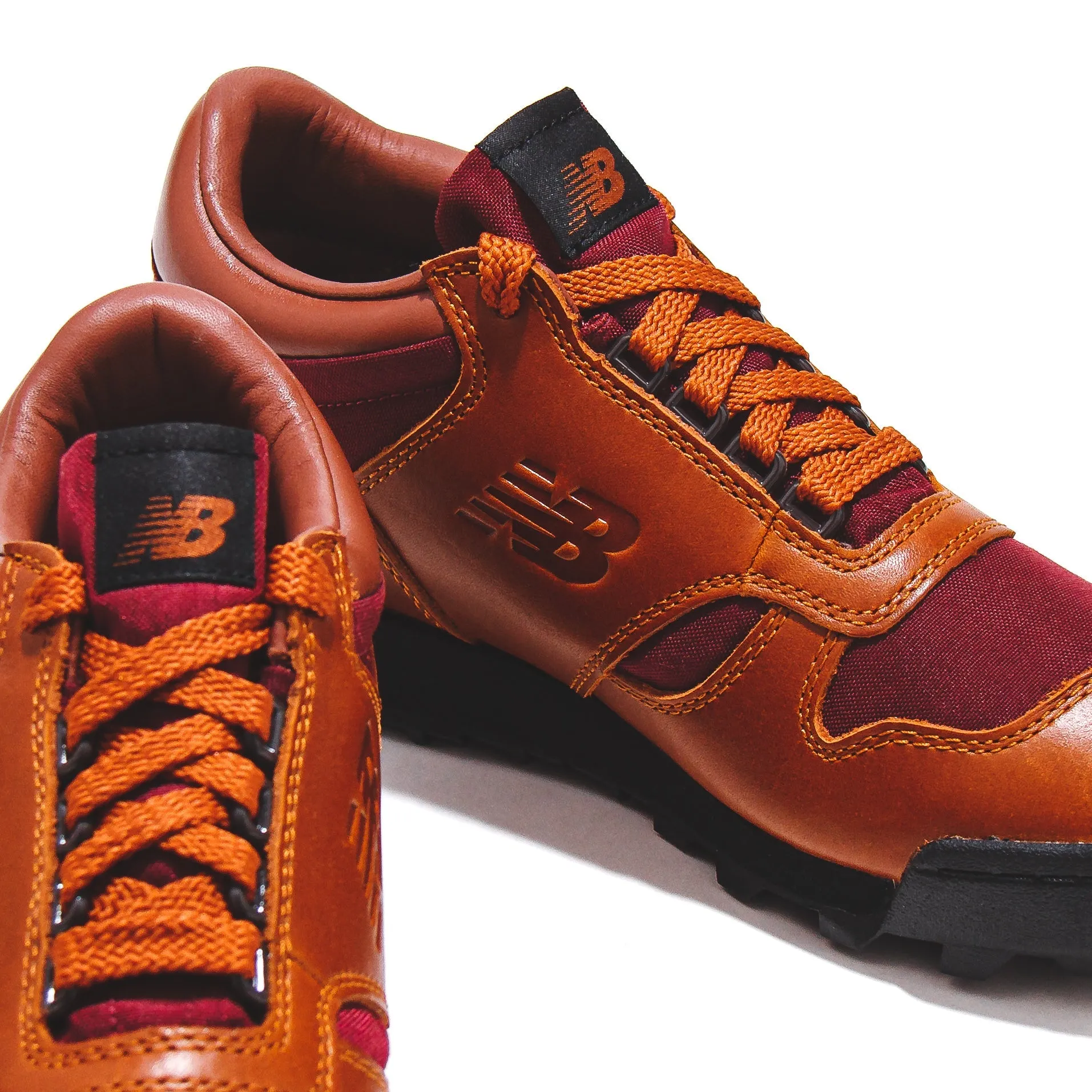 foldable shoes New Balance Men Rainier Low Glazed Ginger UALGSOG