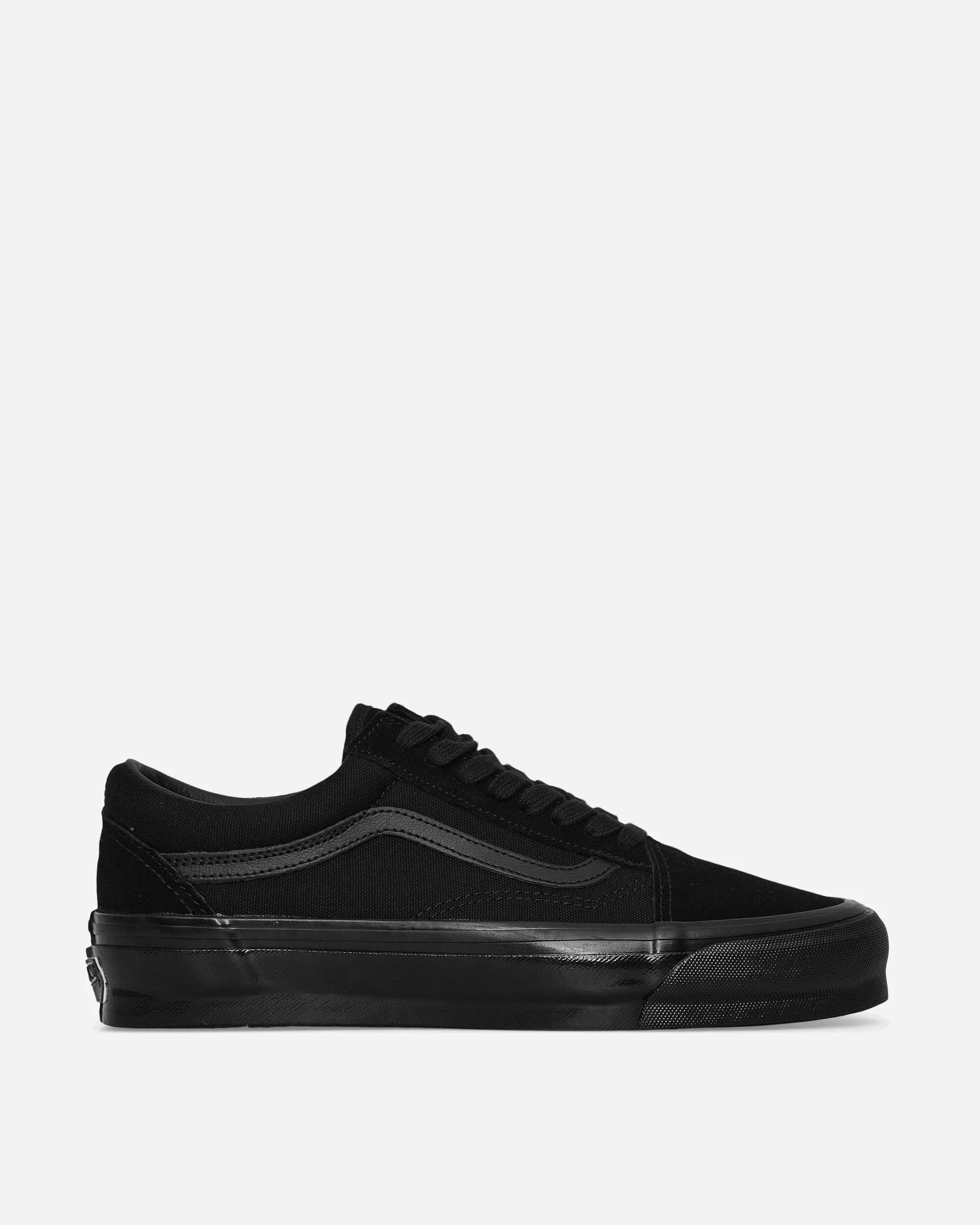 Old Skool LX Sneakers Black / Black Classic Silhouette Every Foot