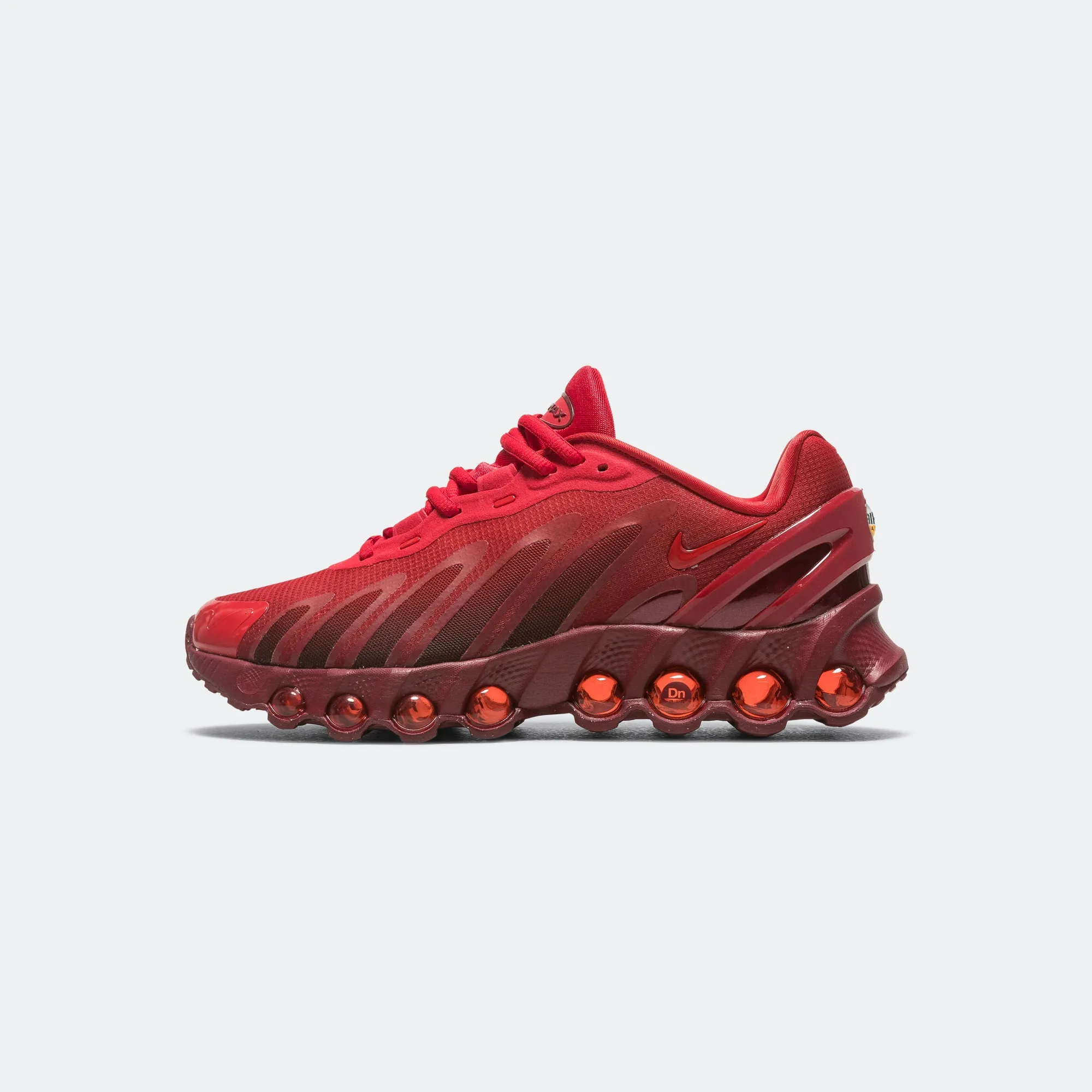 Multipurpose Balanced Impact Womens Air Max DN8 - University Red/Tough Red