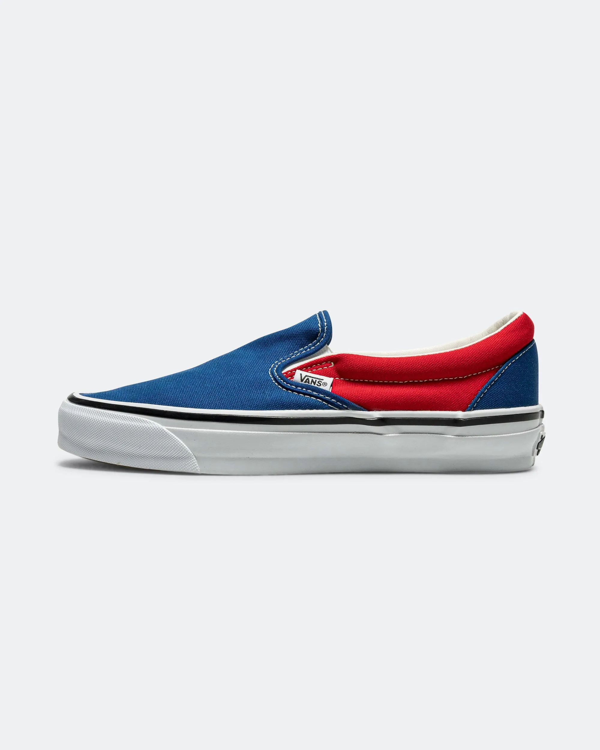 Soft Design Heat Dissipating OTW Classic Slip-On 98 x Engineered Garments - Red/Navy