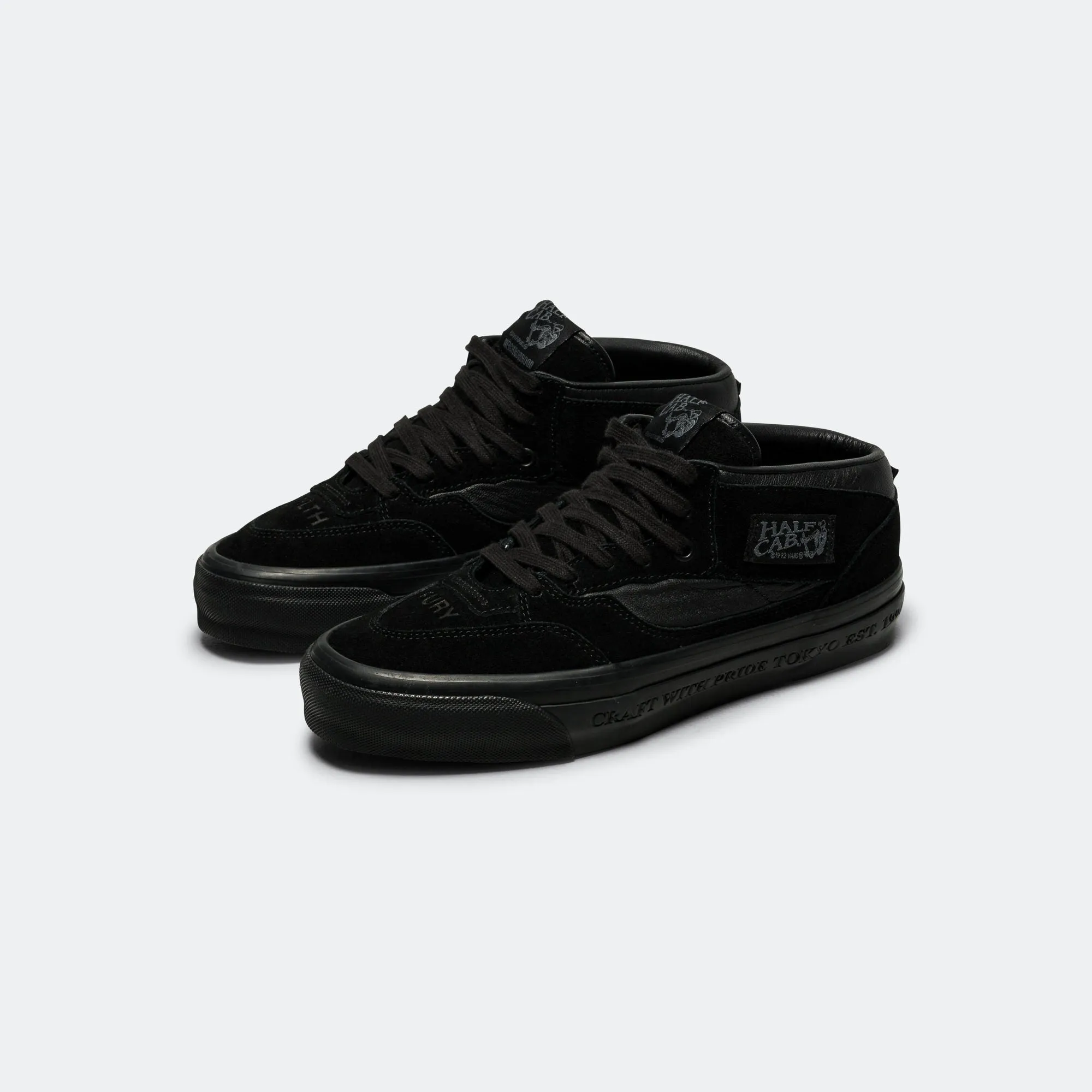 OTW Half Cab 33 x NBHD - Neighbourhood Black Cushioned lining