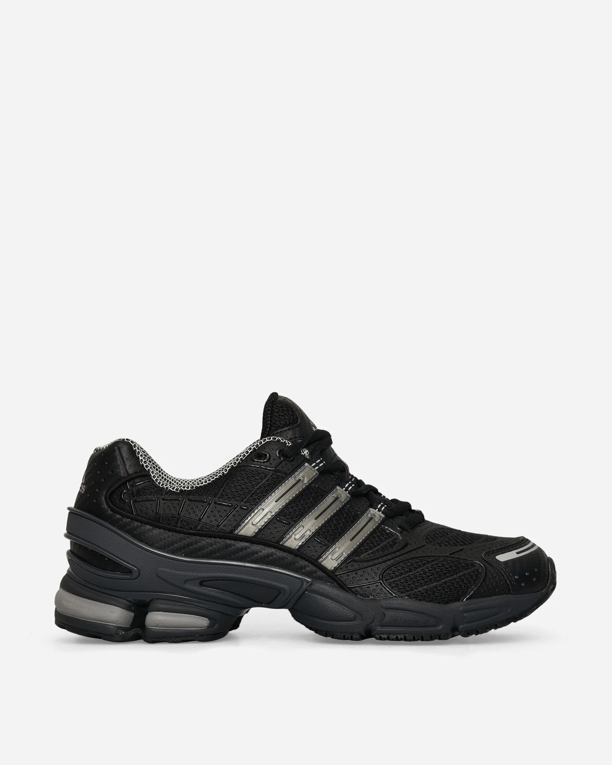 Ozweego Pro Sneakers Core Black / Iron Metallic / Grey Six Feet Wellness