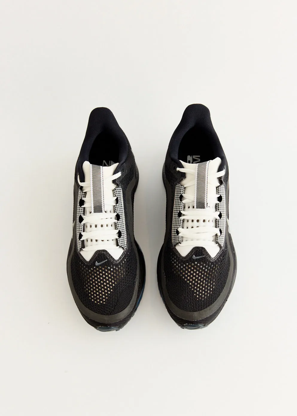 Fitness Lovers Sleek Edge Pegasus Premium 'Black' Sneakers Clear Lines