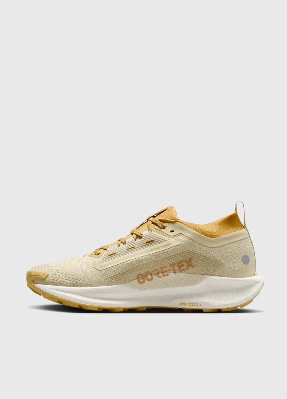 Pegasus Trail 5 GORE-TEX 'Team Gold' Sneakers ClassicDesign Cool Shape