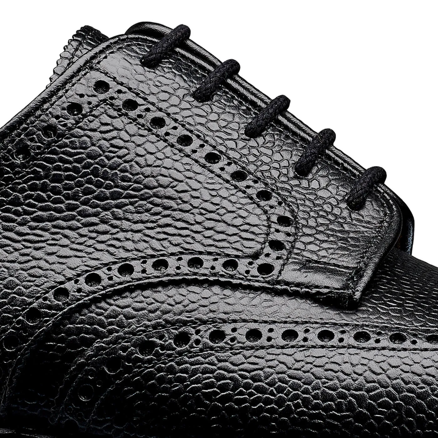 Pembroke Black Scotch Grain Elegant Urban Edge Leather Shine