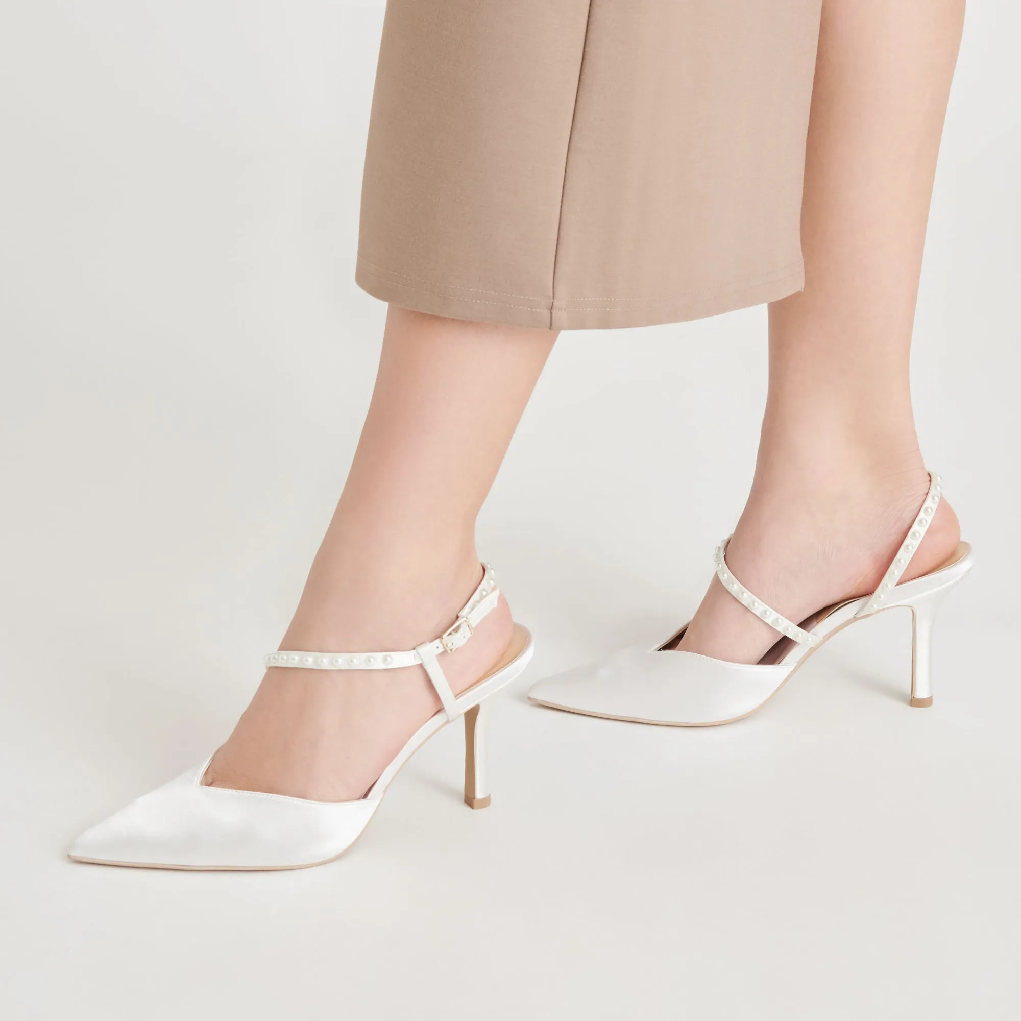 suede look Anti Fatigue KAMRA PEARL HEELS TRUE WHITE SATIN