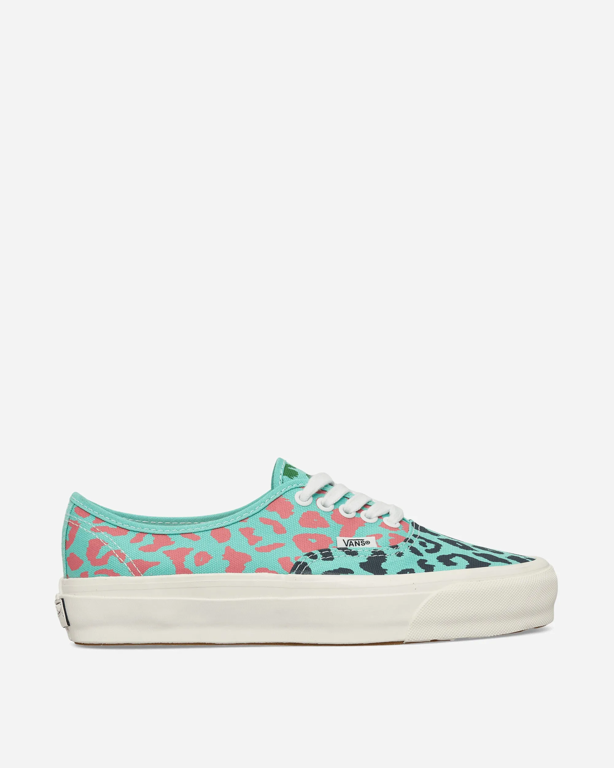 Premium Authentic 44 Cheetah Sneakers Pool Blue Foot Grace