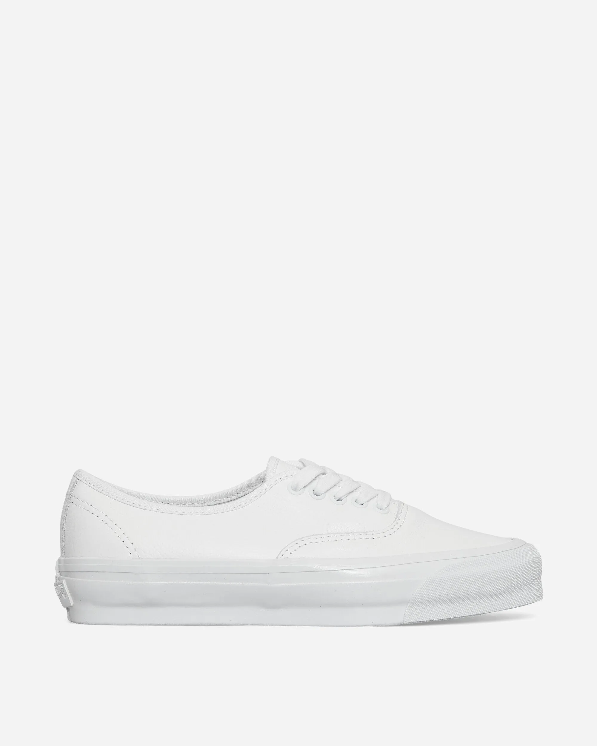 Premium Authentic 44 Leather Sneakers White Indoor Friendly