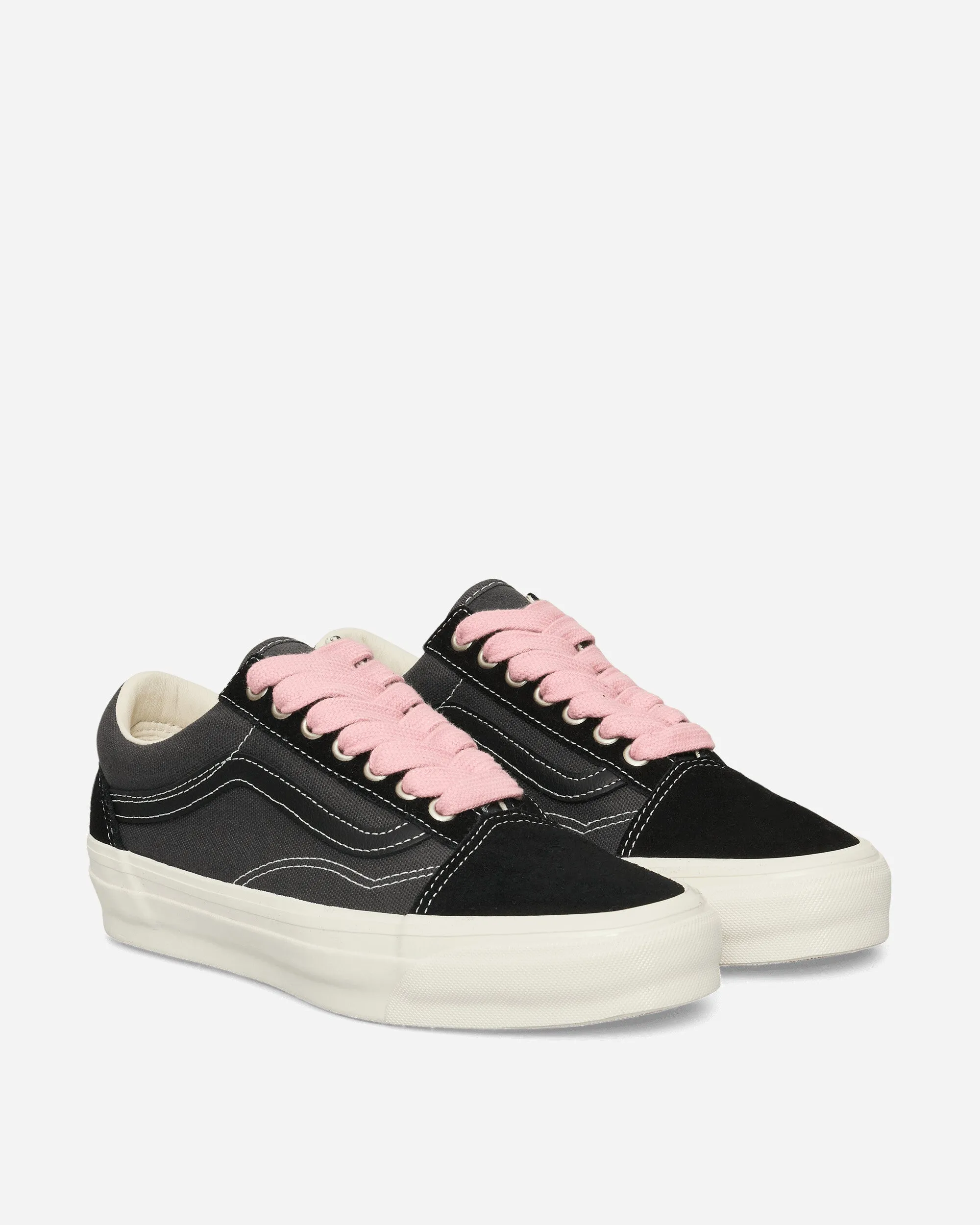 Warm Feet Outing Ready Premium Old Skool Pop Lace Sneakers Black / Grey
