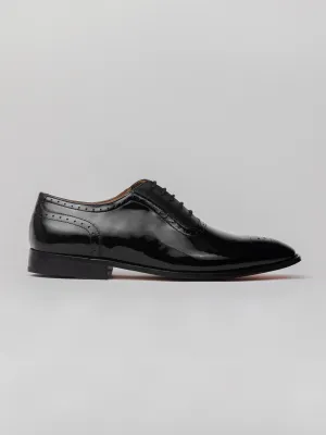Suave Oxford -Patent Black Reinforced toe Slim Fit Oxfords