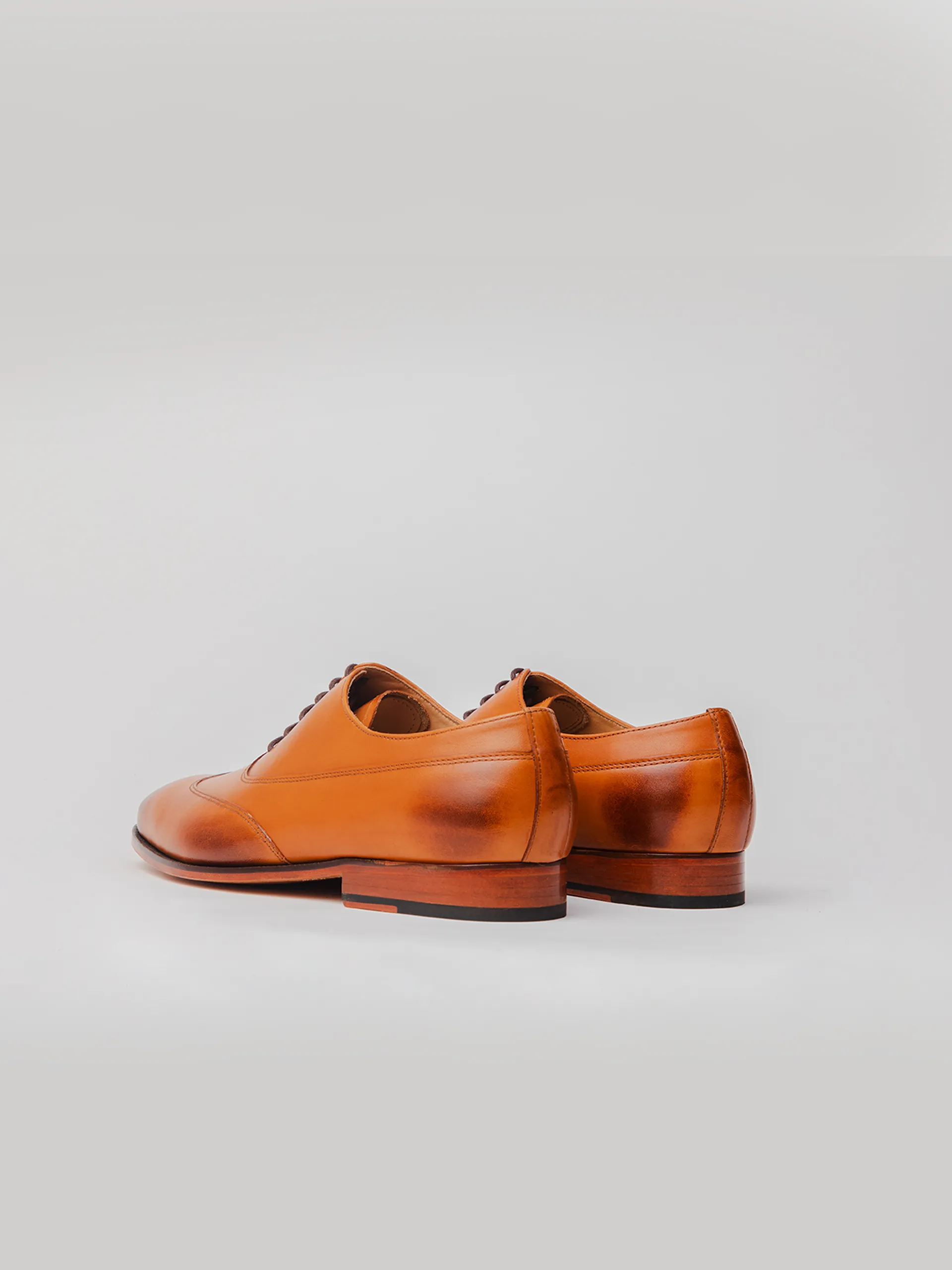 Quick Slip On Travel Ready Shoes Hamilton Oxford - Tan