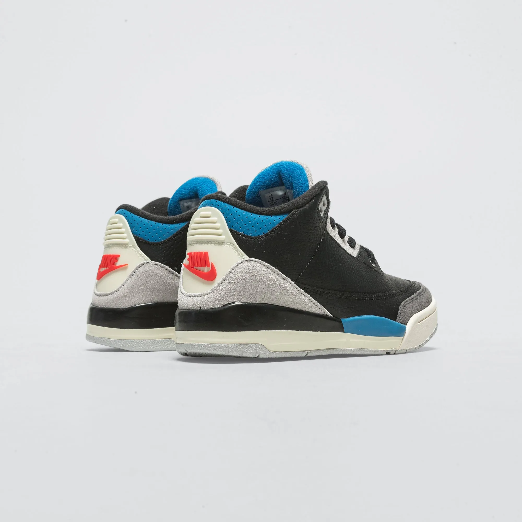 Jordan 3 Retro (GS) - Black/Chile Red-Neutral Grey Ventilated Collar Design