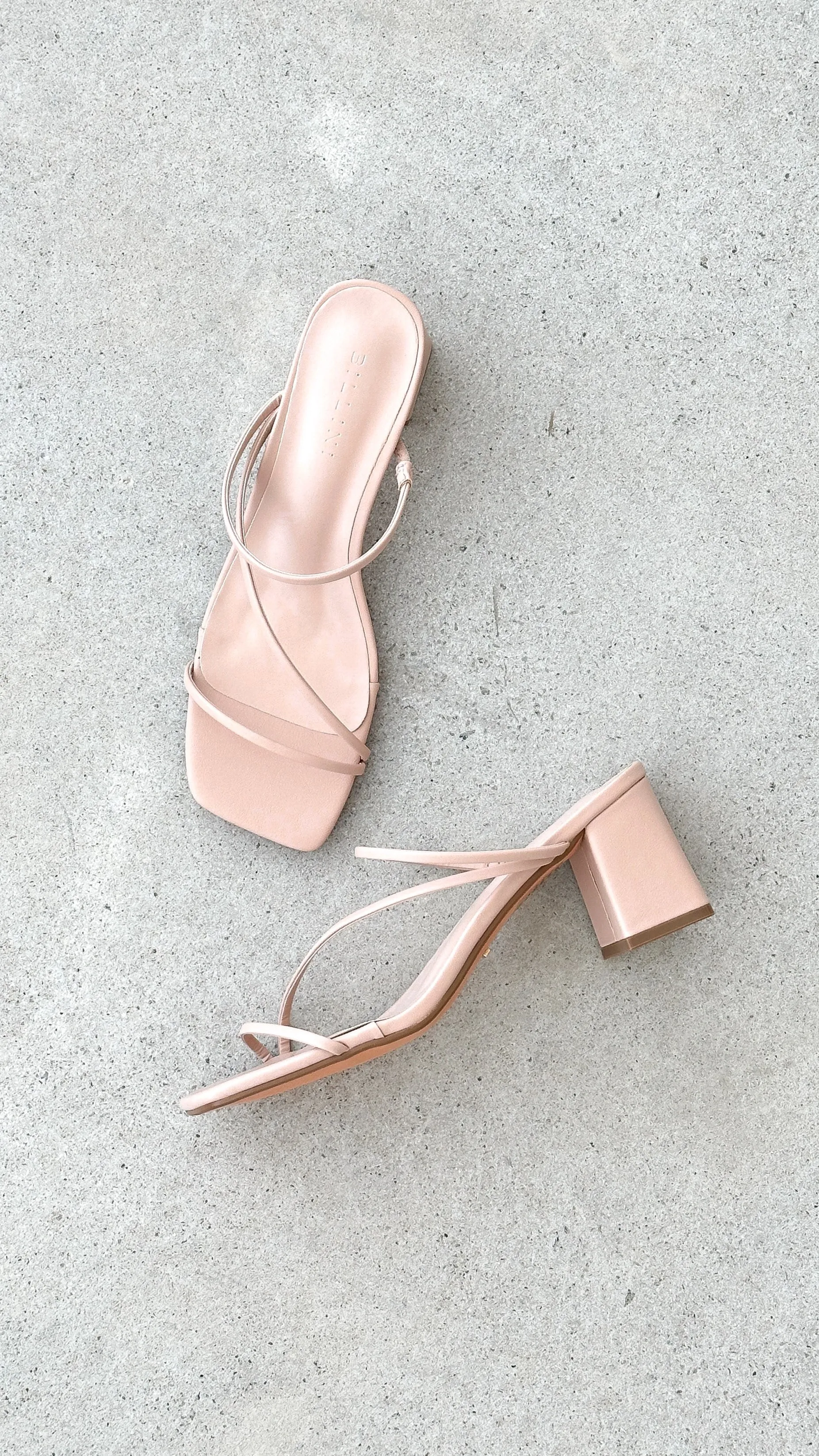 Yazmin Heel 2.0 - Nude Must Have Sleek Pumps