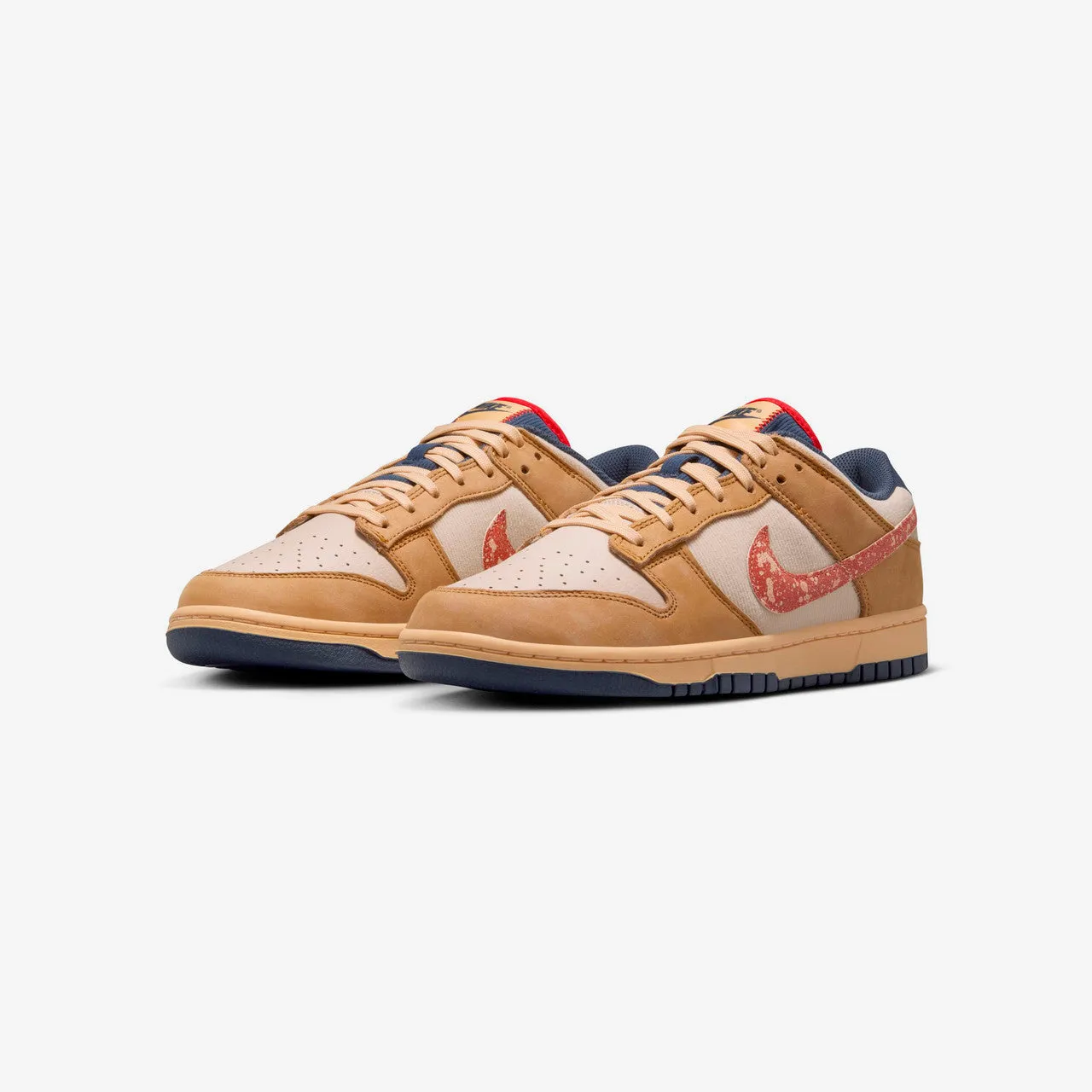 Rotational Stability Plate Abrasion Resistant Materials Dunk Low Retro SE