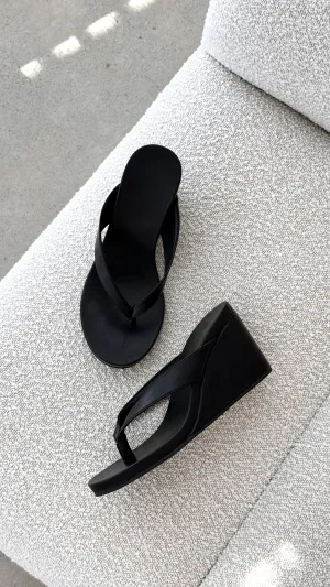 Ravyn Heel - Black Funky Design