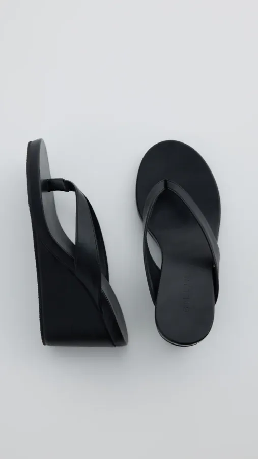 Brunch Glam Refined Comfort Ravyn Heel - Black