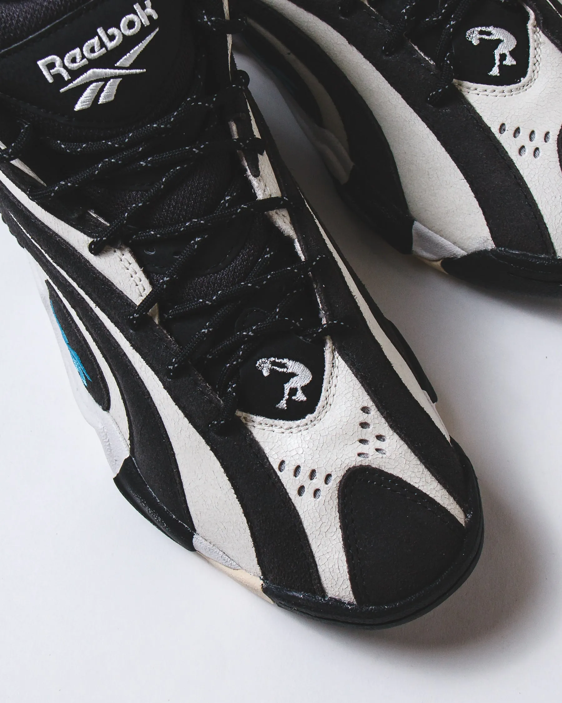 Comfort Driven Fit Quick Stop Reebok Basketball Men Shaqnosis Washed Black 100230334