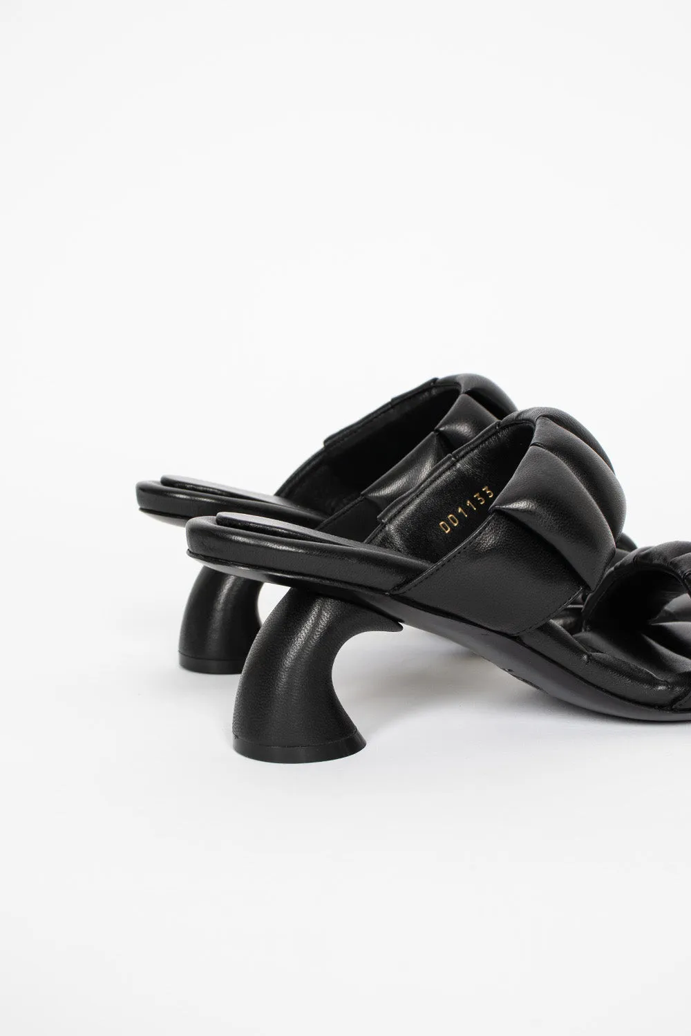 Weekend Vibe Padded Healed Sandals Black