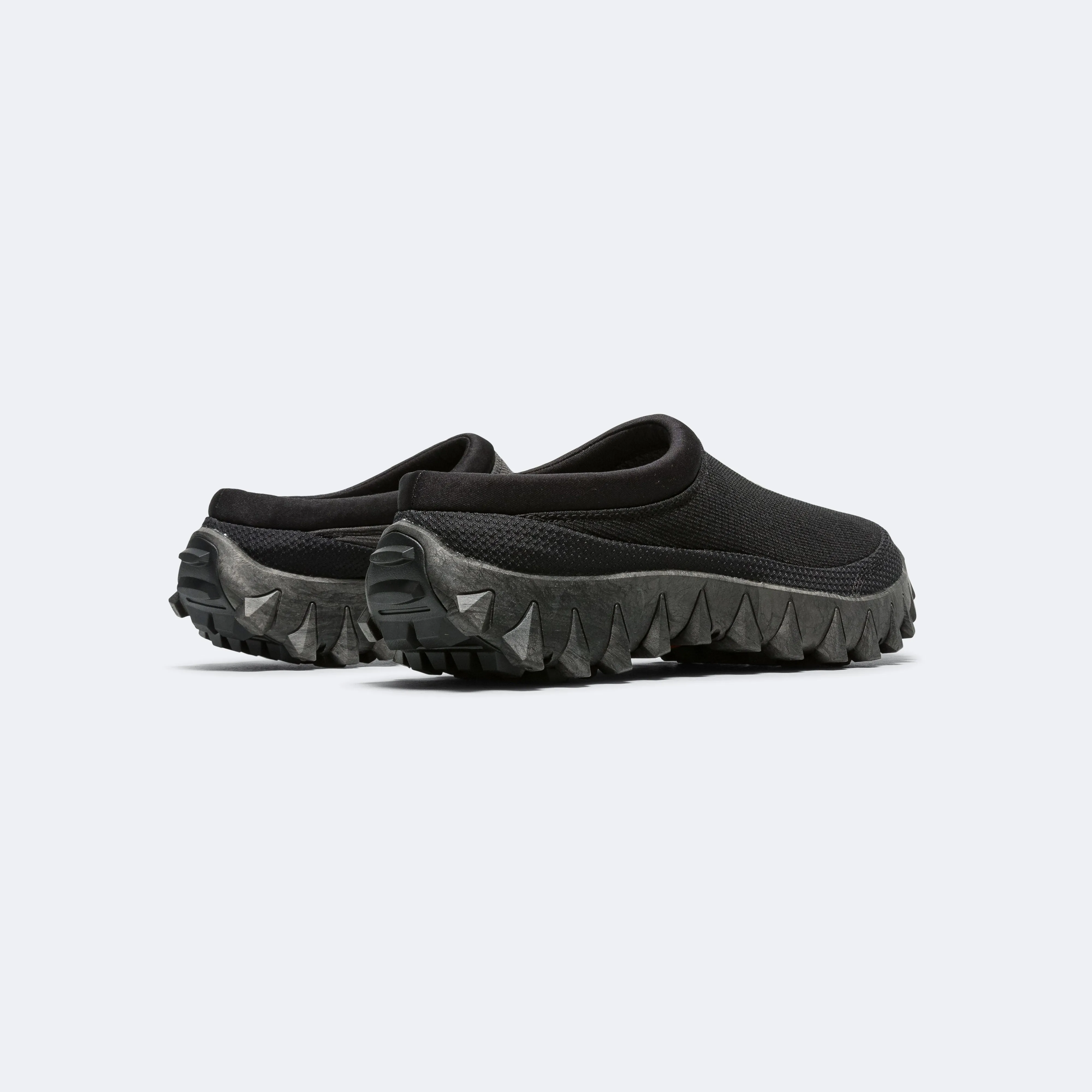 Snowclog - Black/Asphalt Neutral Footwear Contoured Fit