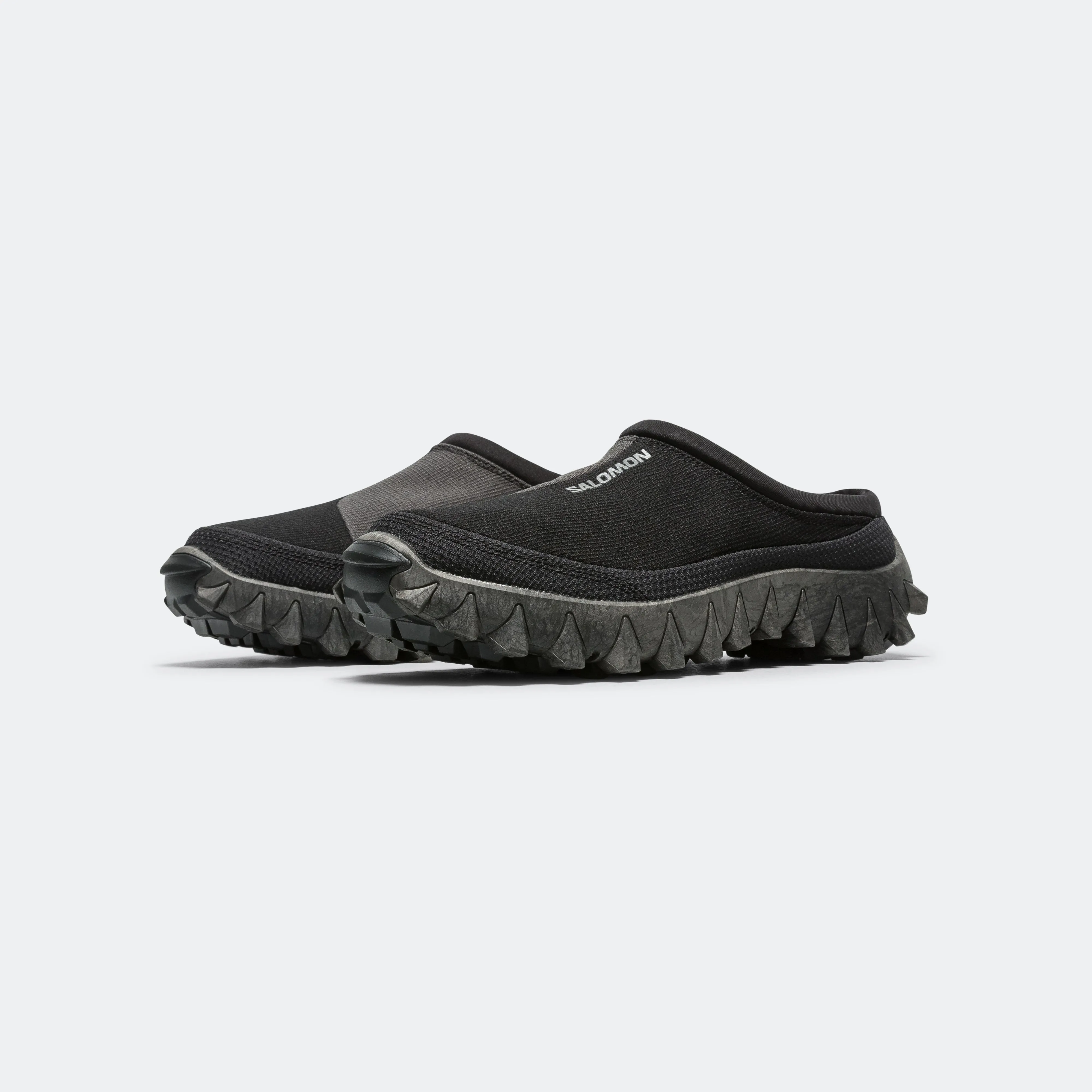 Snowclog - Black/Asphalt Cushion Sole Running Pace