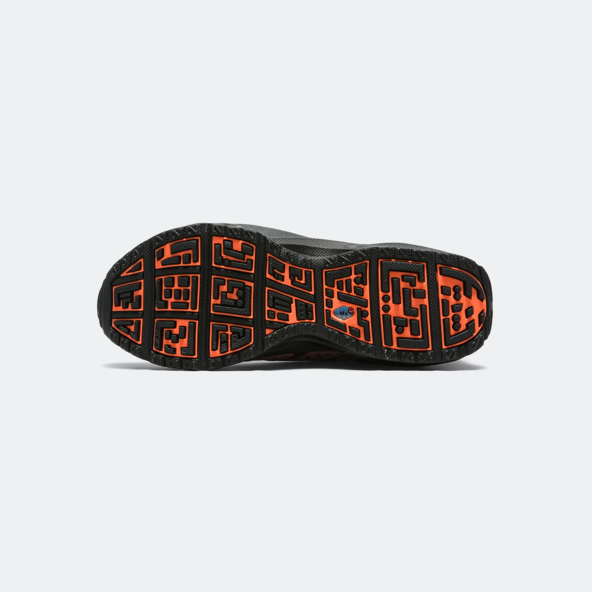 Womens Air Max SNDR GORE-TEX - Hyper Crimson/Dk Smoke Grey-Fire Red All Activity Move Light