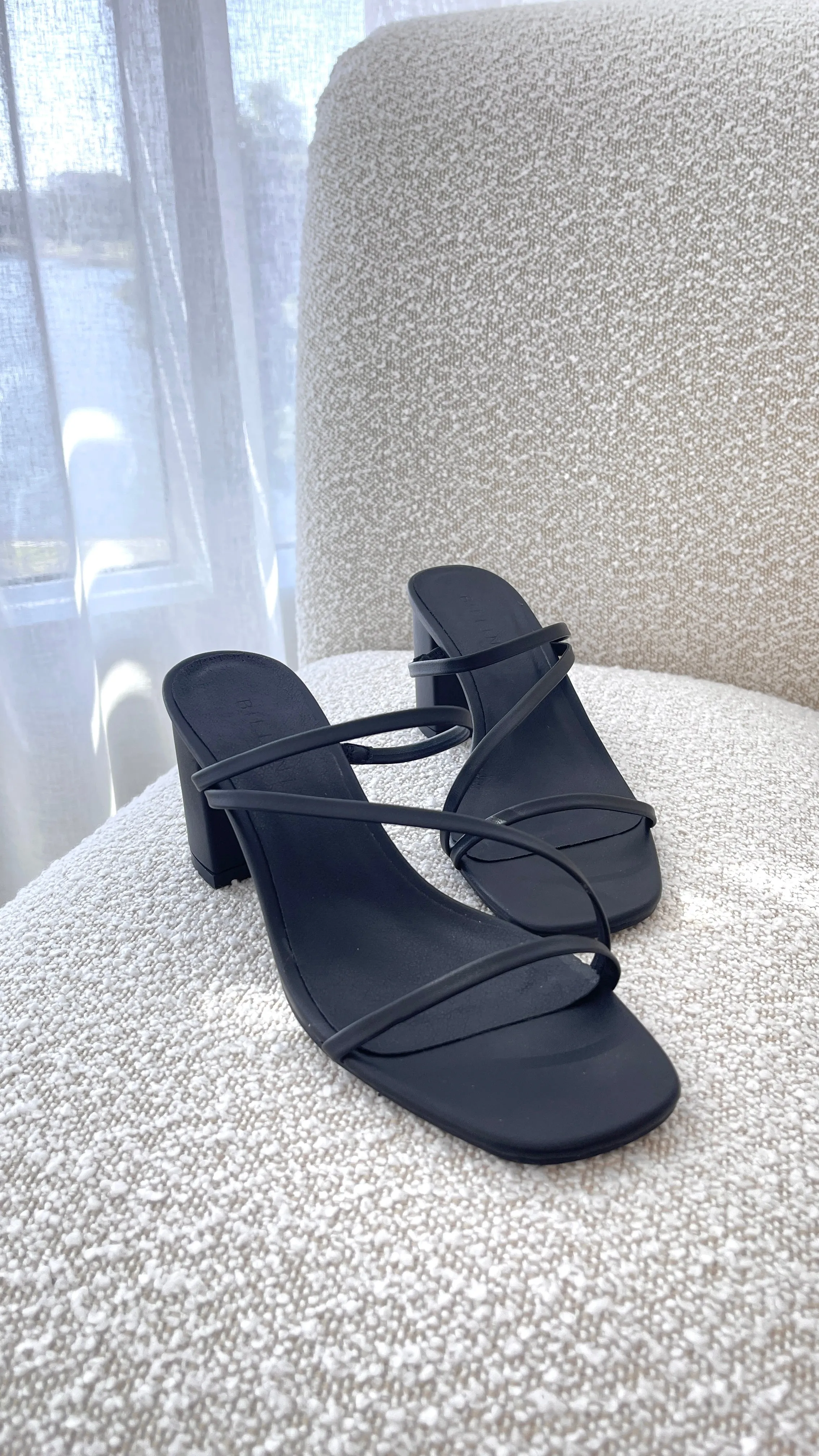 Yazmin Heel  - Black Elegant Vibe Bold Comfort