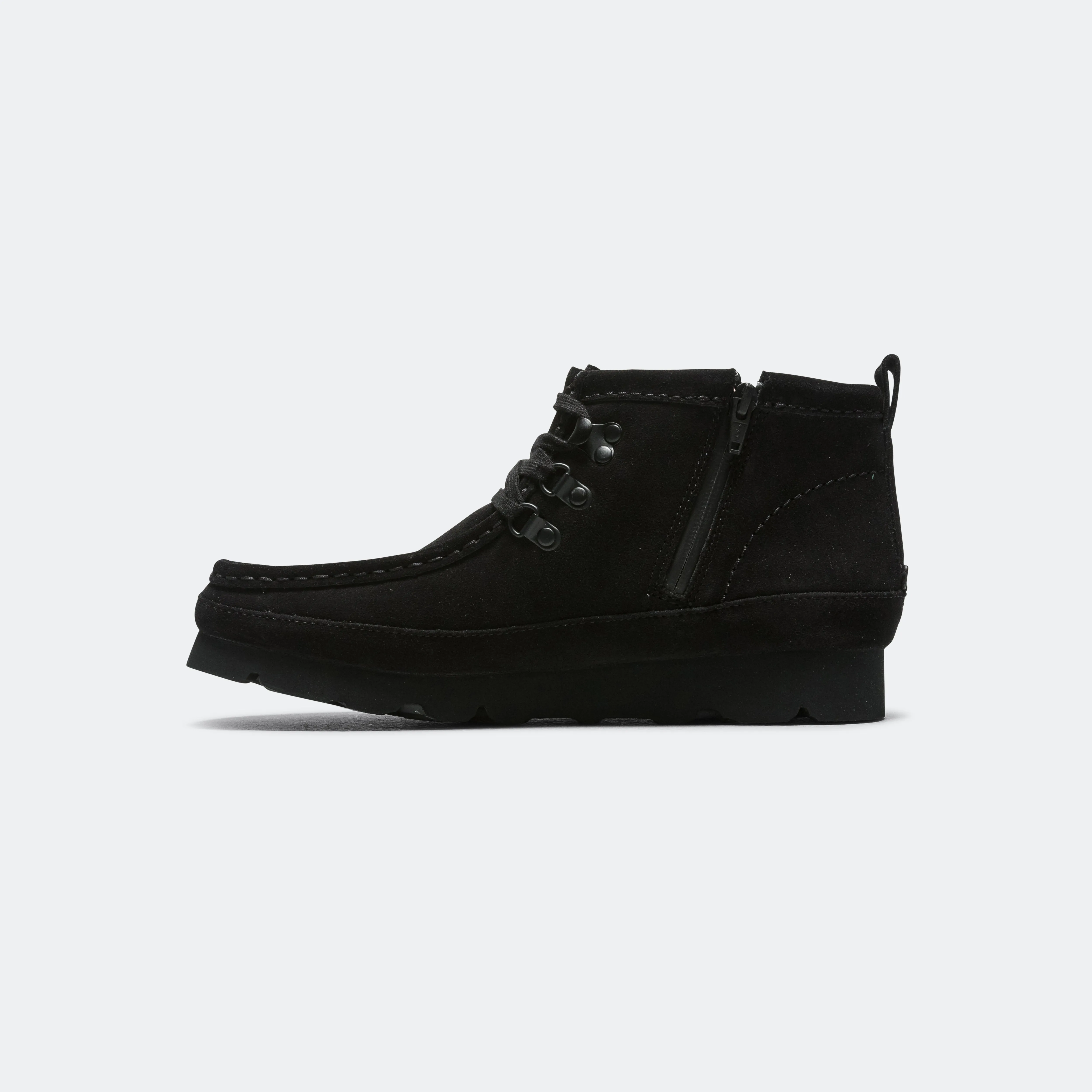 Foldable Design Angler's Wallabee GTX SP x Clarks - Black