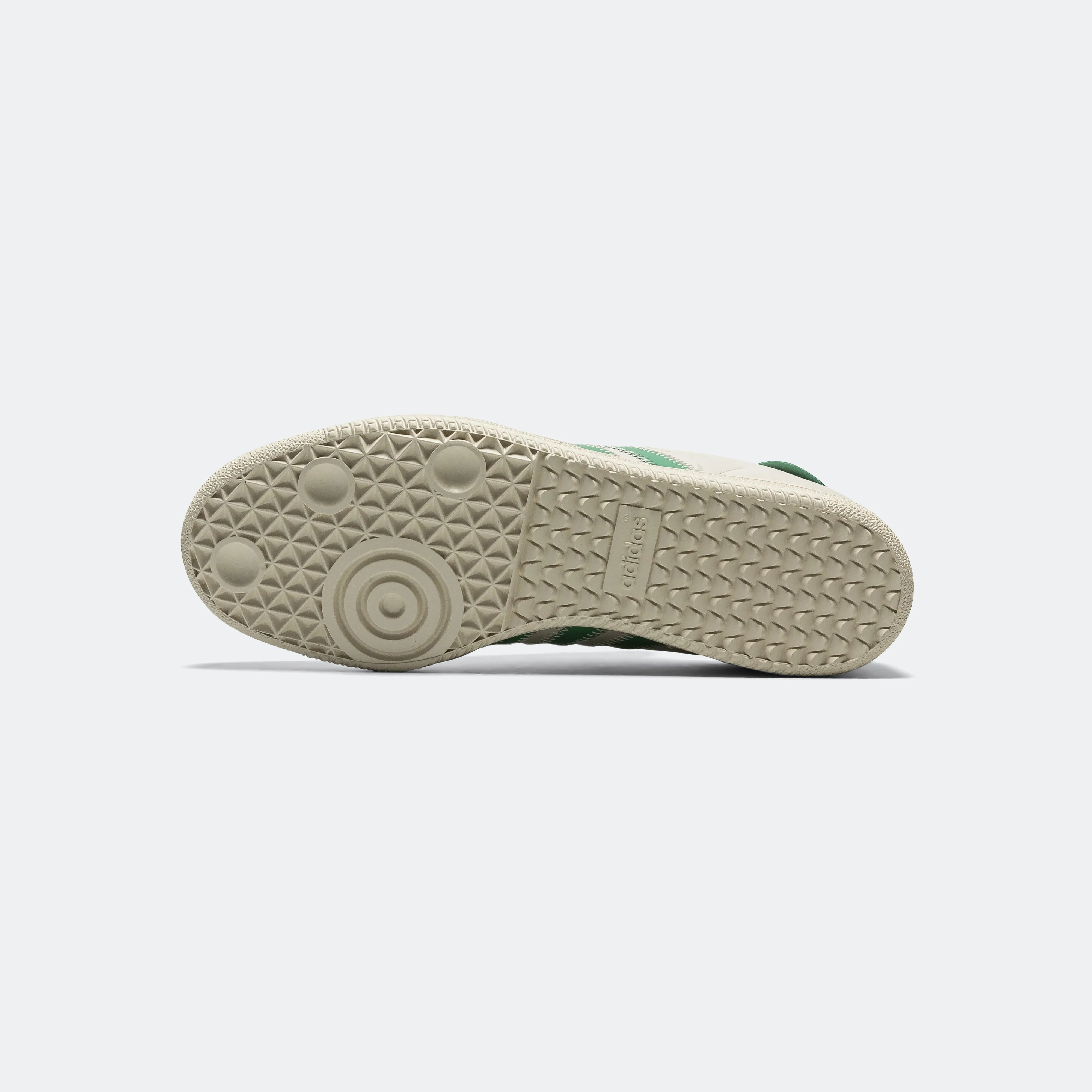 Comfort Step Gym ready Samba x Humanrace - Preloved Green/Alumina
