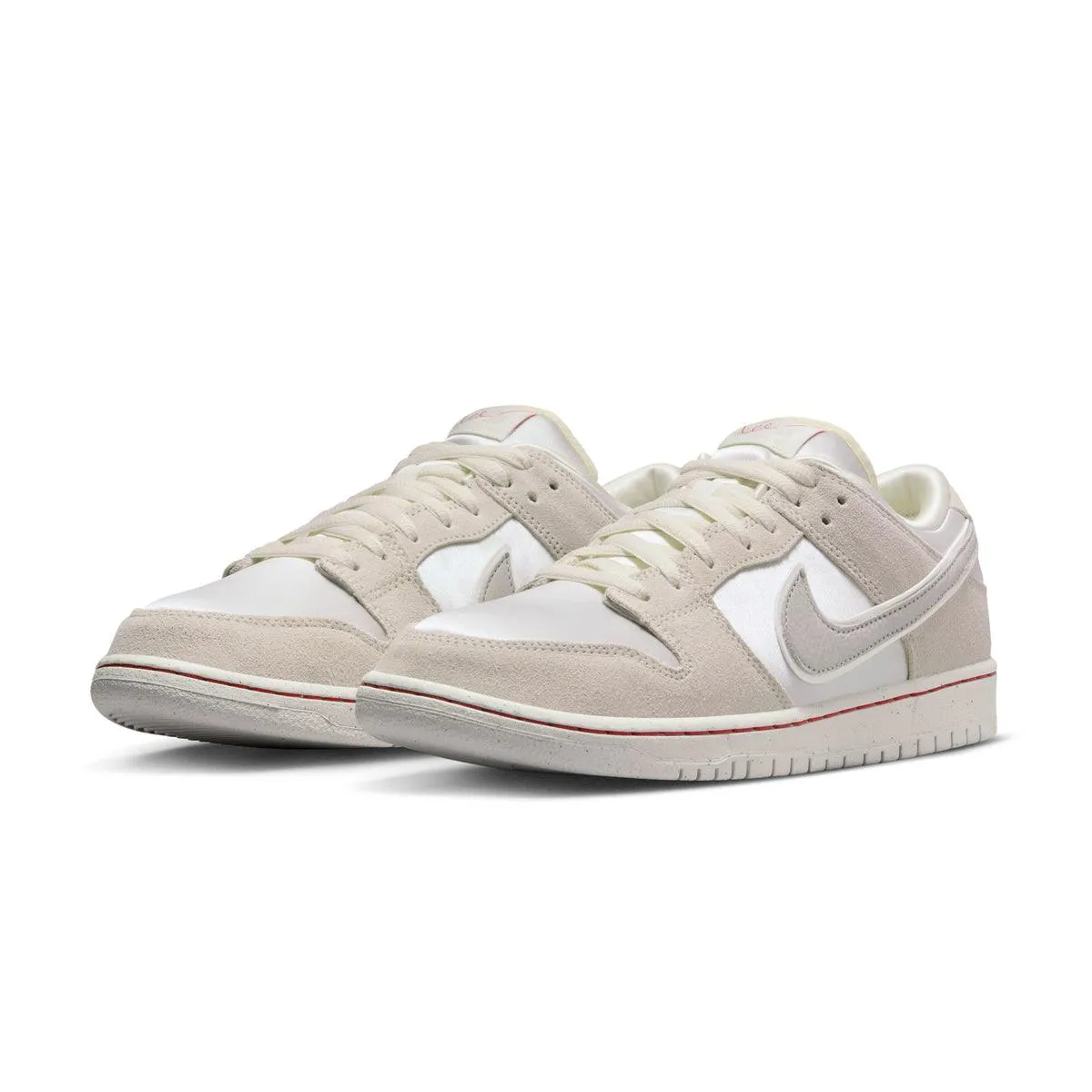Step Light SB Dunk Low Premium 'City of Love Coconut Milk'
