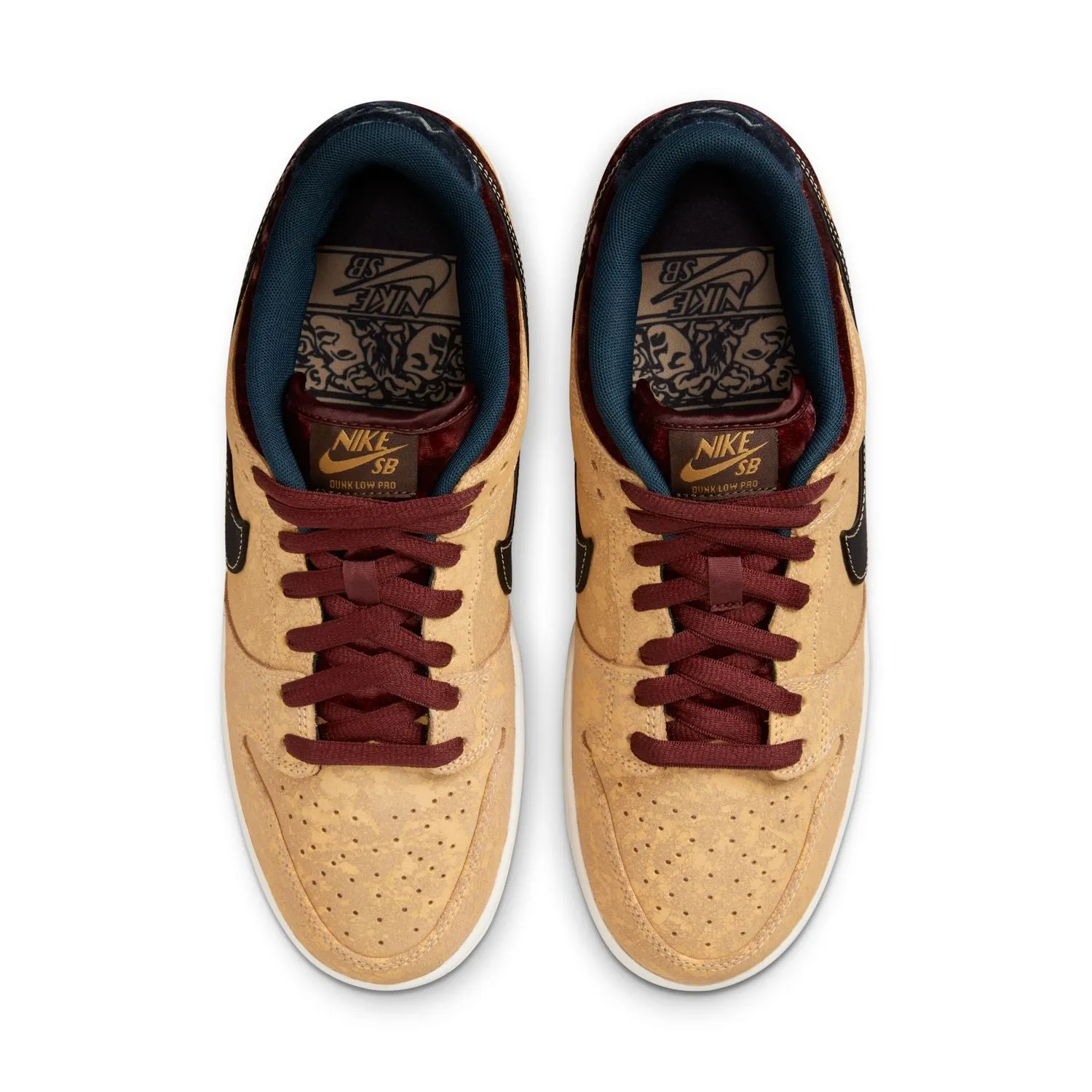 SB Dunk Low Pro 'City of Cinema' Orthotic Friendly Design