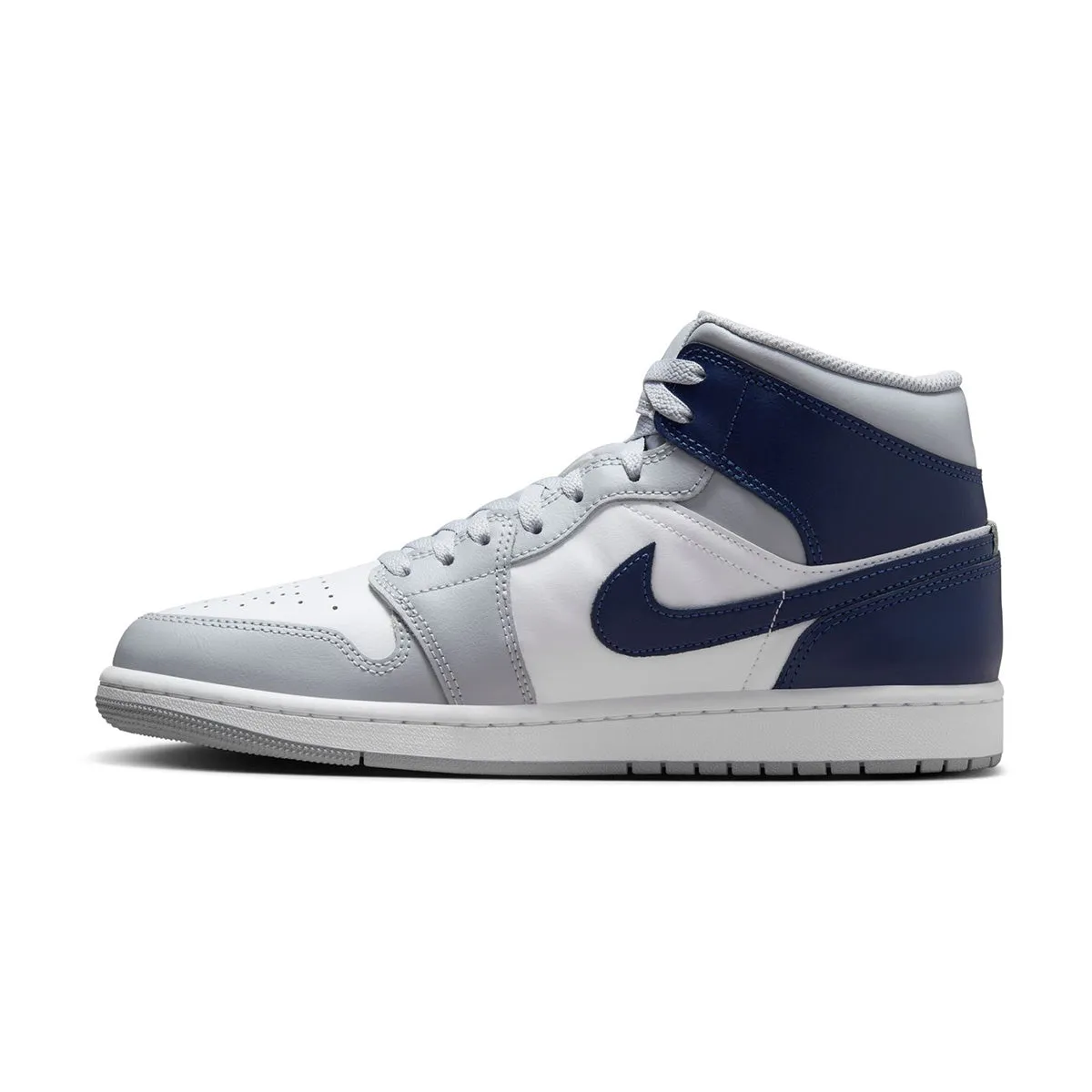 Air Jordan 1 Mid 'Wolf Grey Midnight Navy' Grip Focus