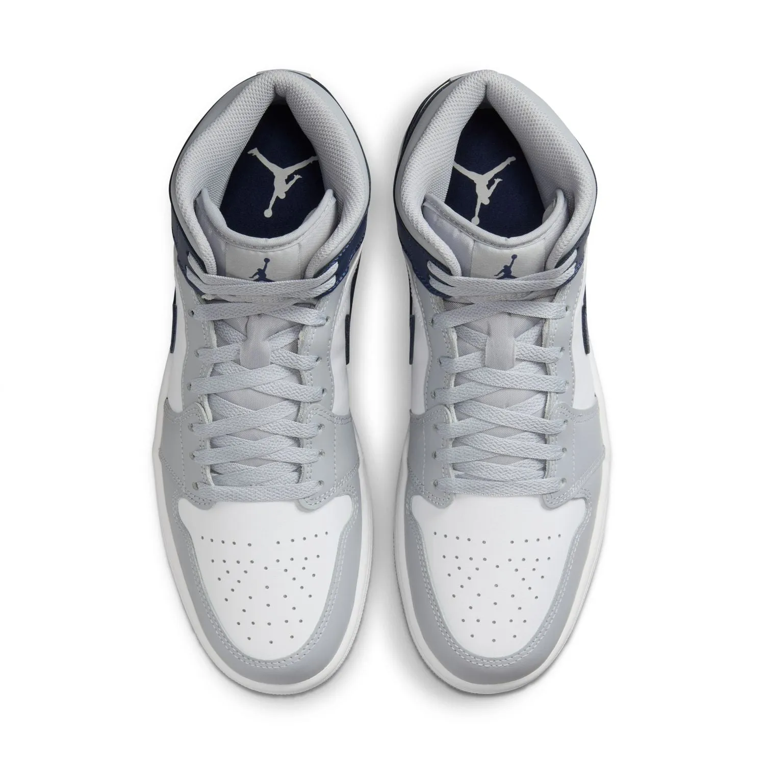 Air Jordan 1 Mid 'Wolf Grey Midnight Navy' Everyday Look Fast Wear