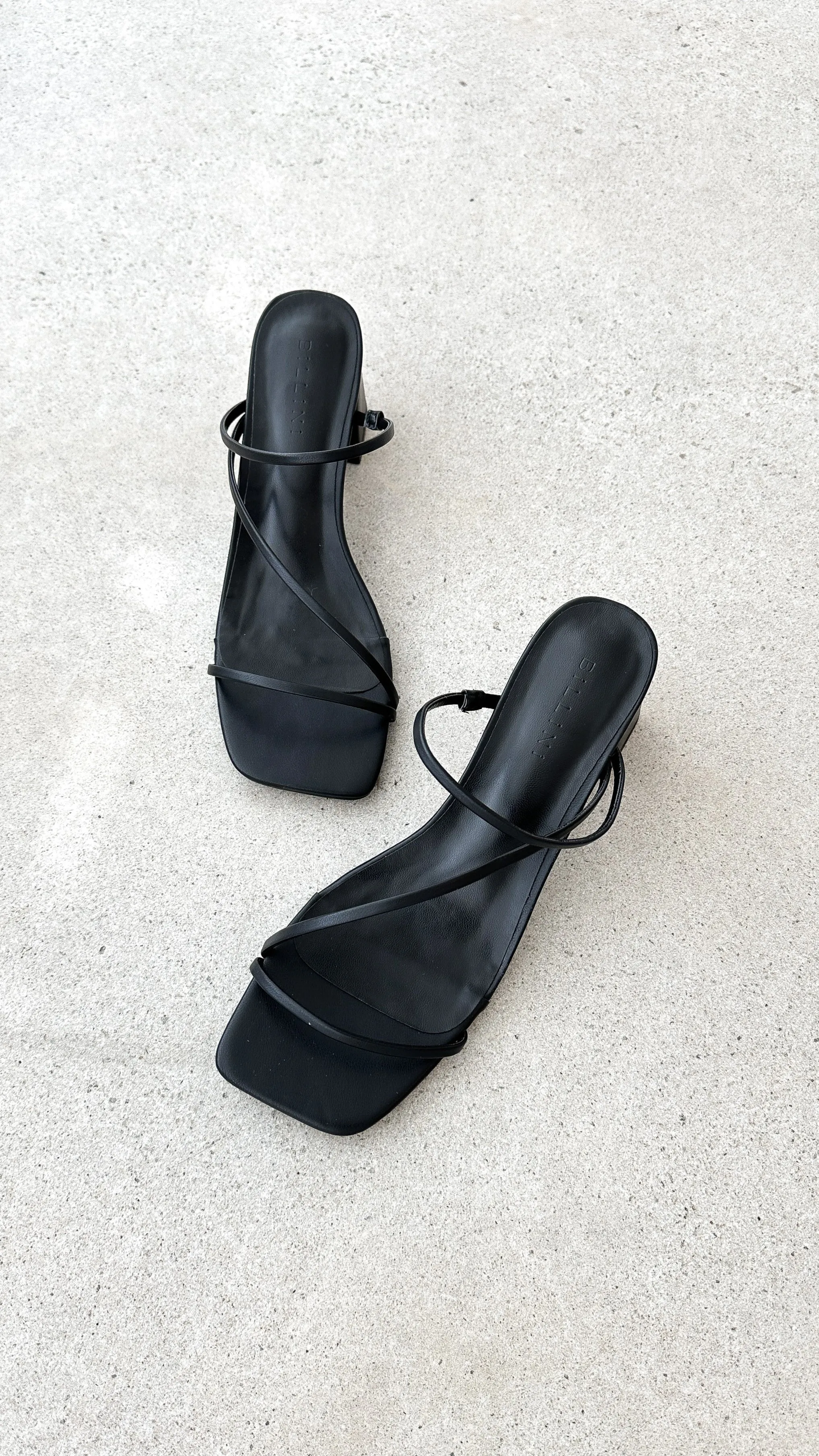 Yazmin Heel 2.0 - Black Boosted Height