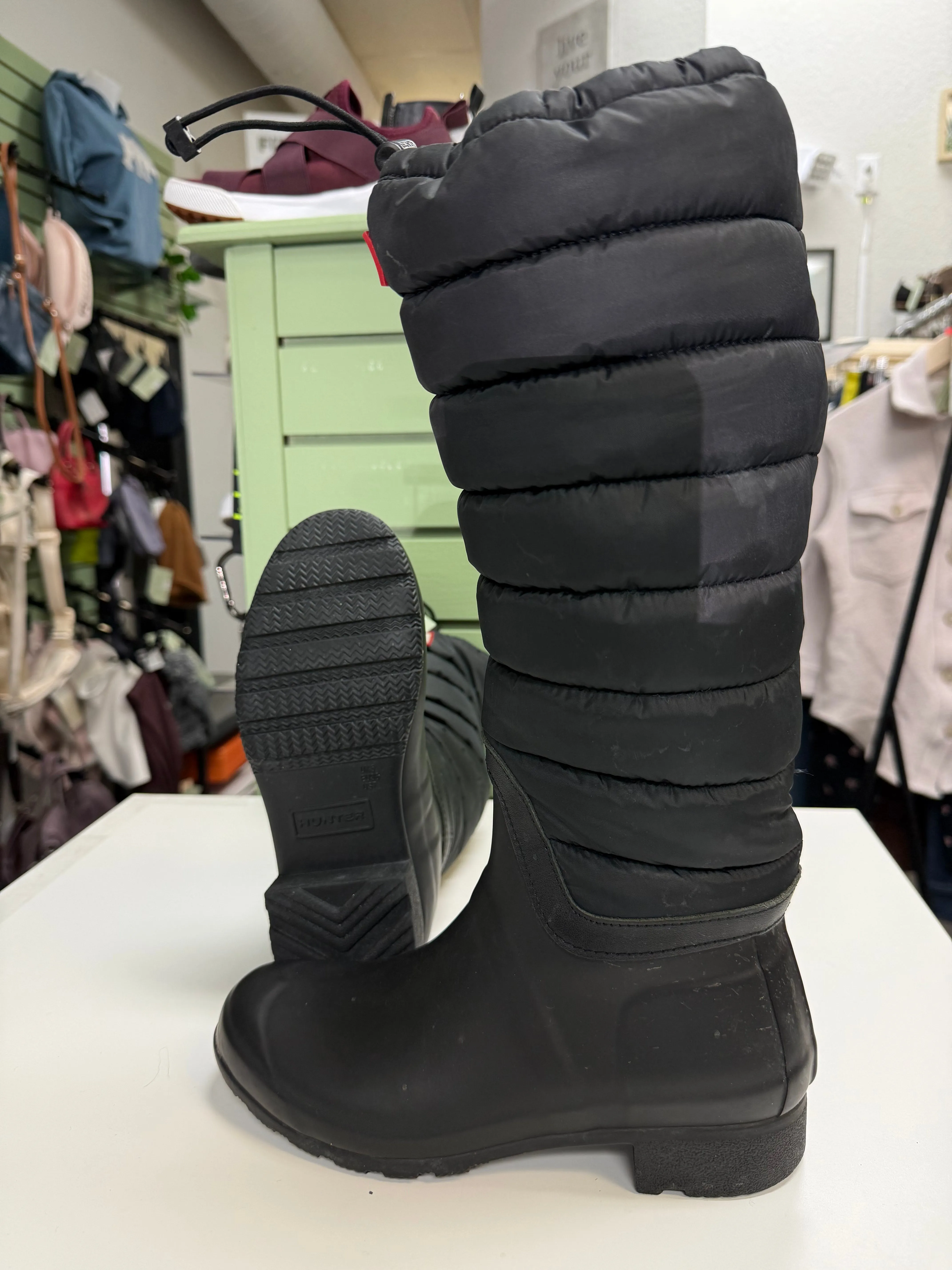 Hunter Insulated Boots (Womens 7) Soft Cushioning