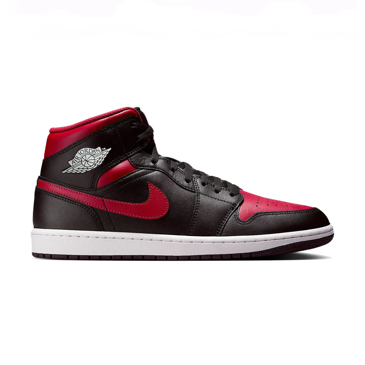 Air Jordan 1 Mid 'Bred' Stylish Comfort