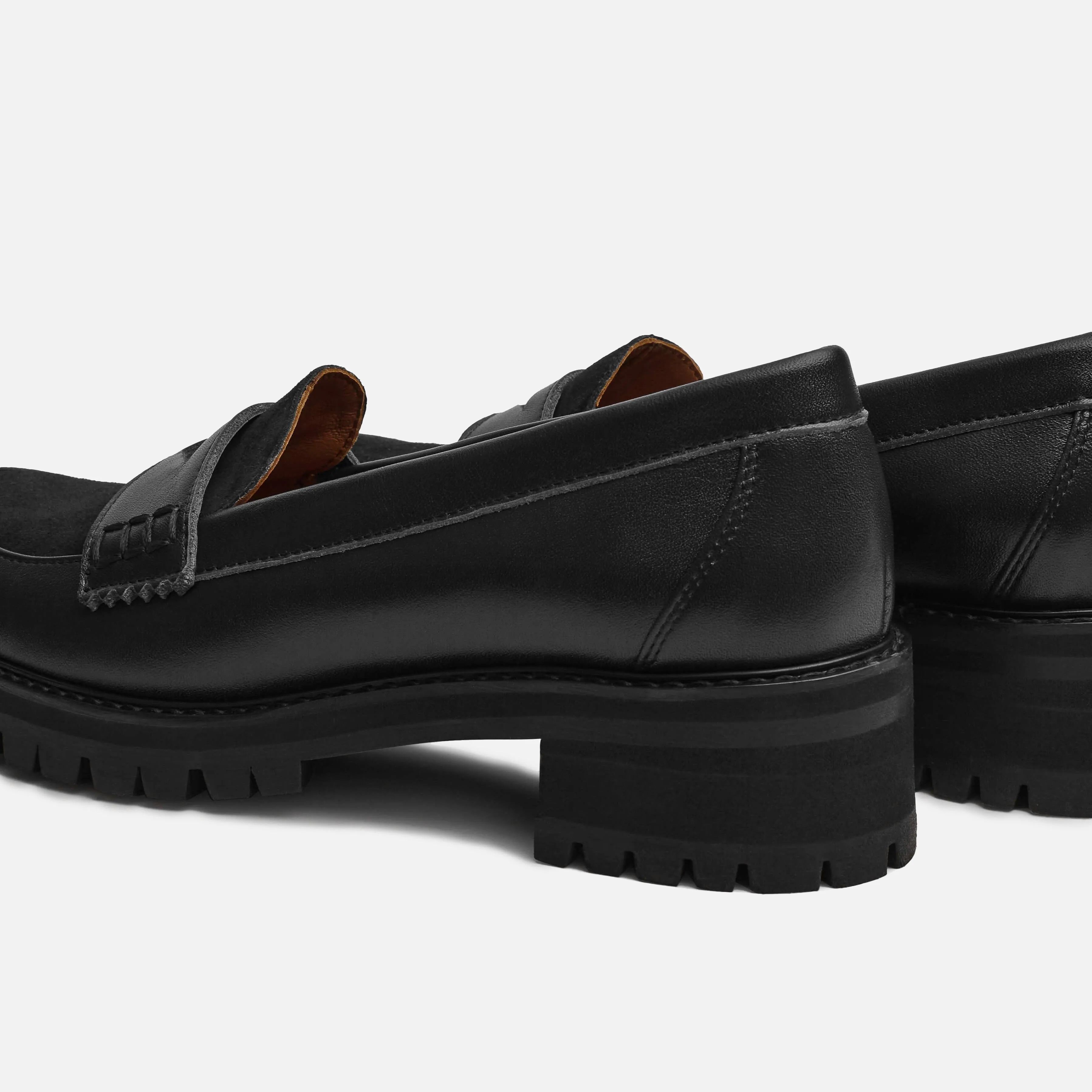 Richmond - Mask Loafers school students