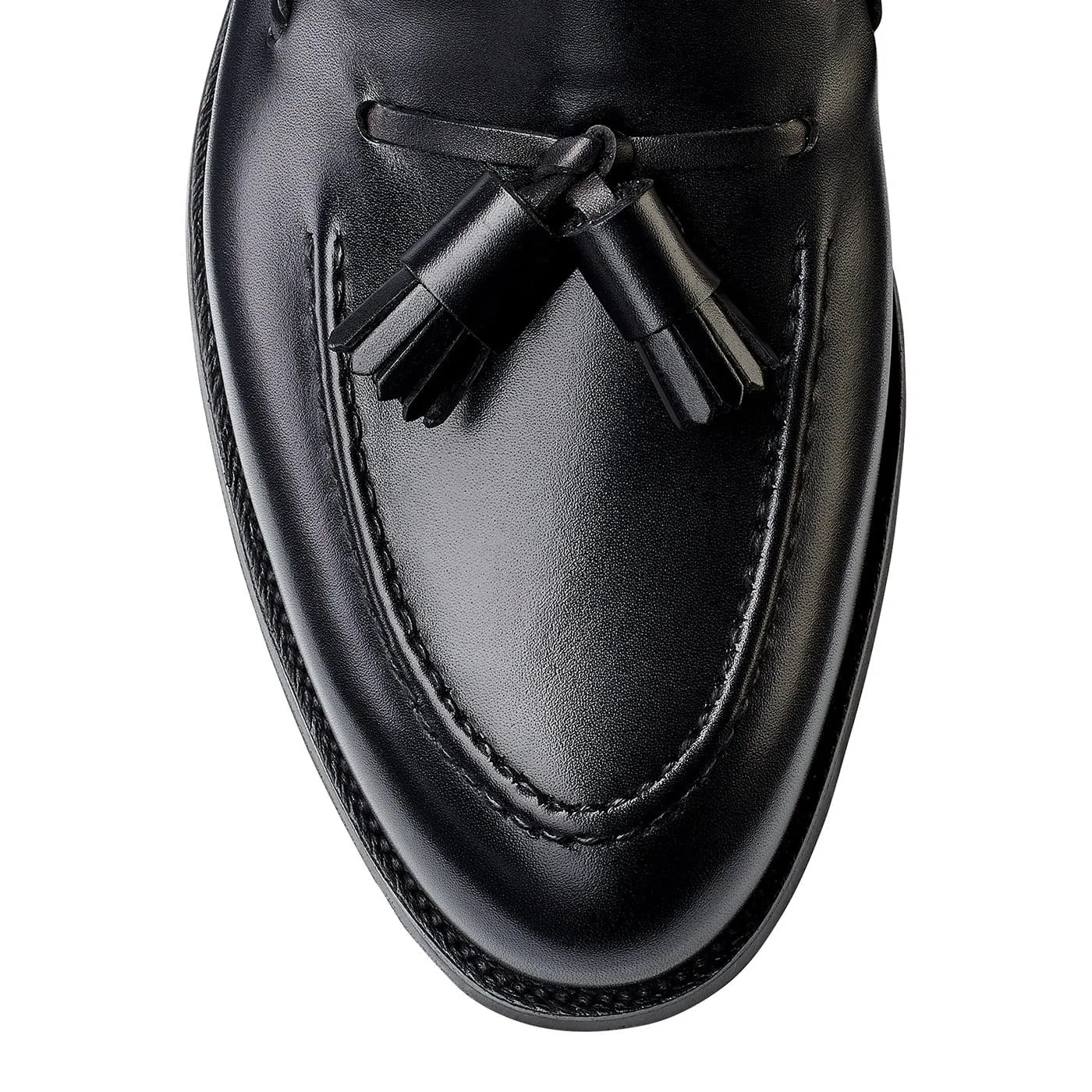 Timeless Style Medallion Perforation Cavendish Black Calf (City Sole)