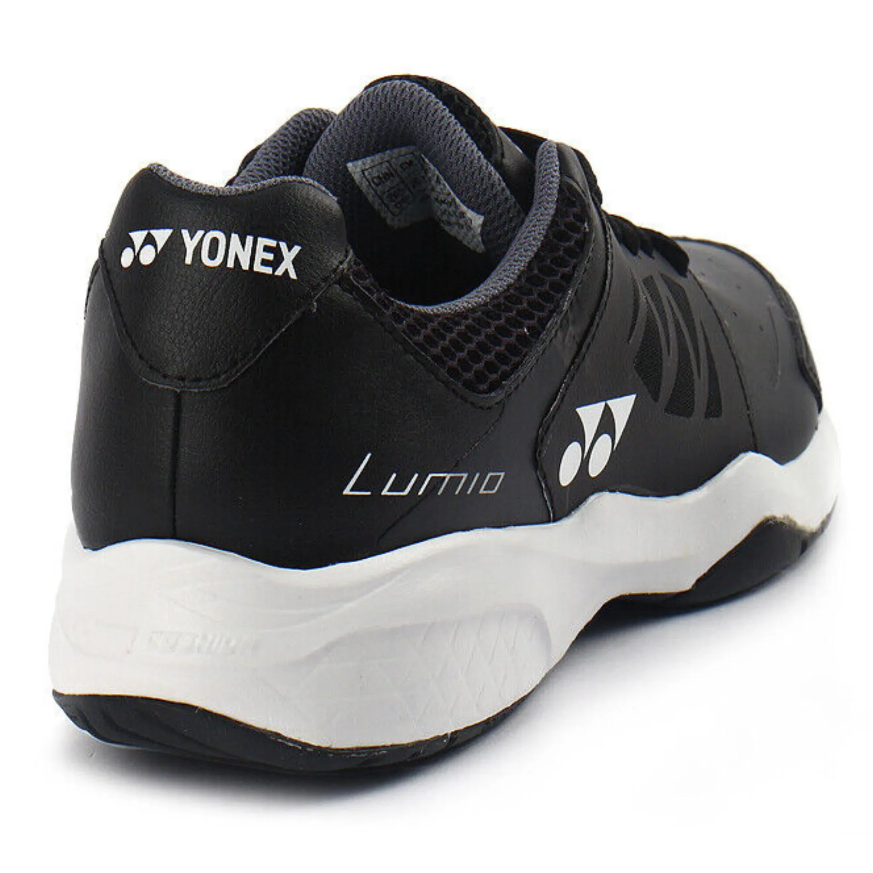Training session Yonex Lumio 3 All Court Mens Tennis Shoes 2023 - Black