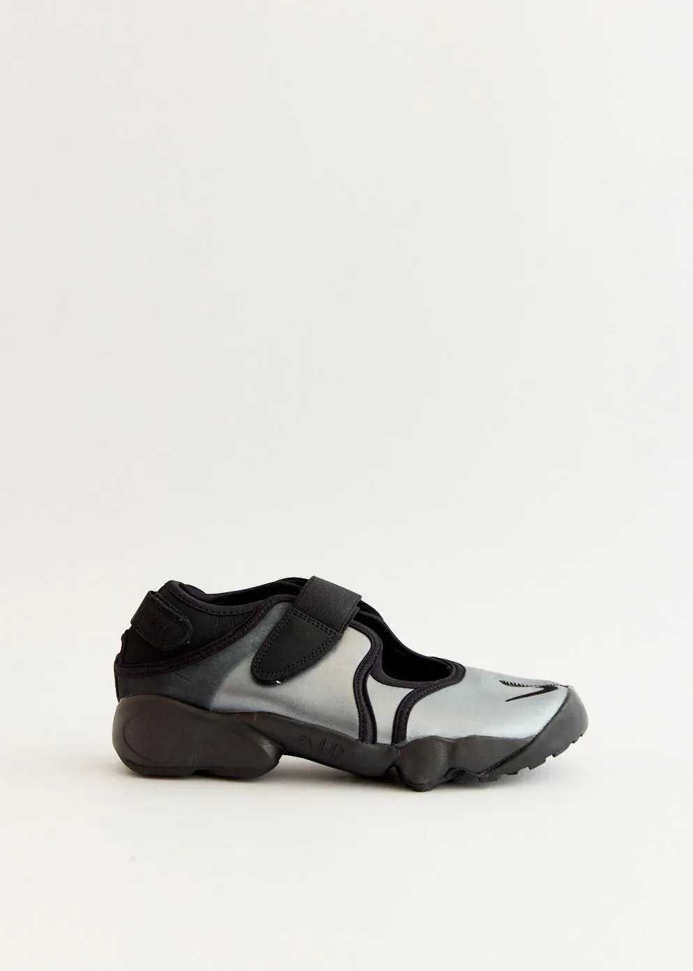 ComfortInsoles Effortless Look Women's Air Rift Breathe 'Metallic Silver Black' Sneakers