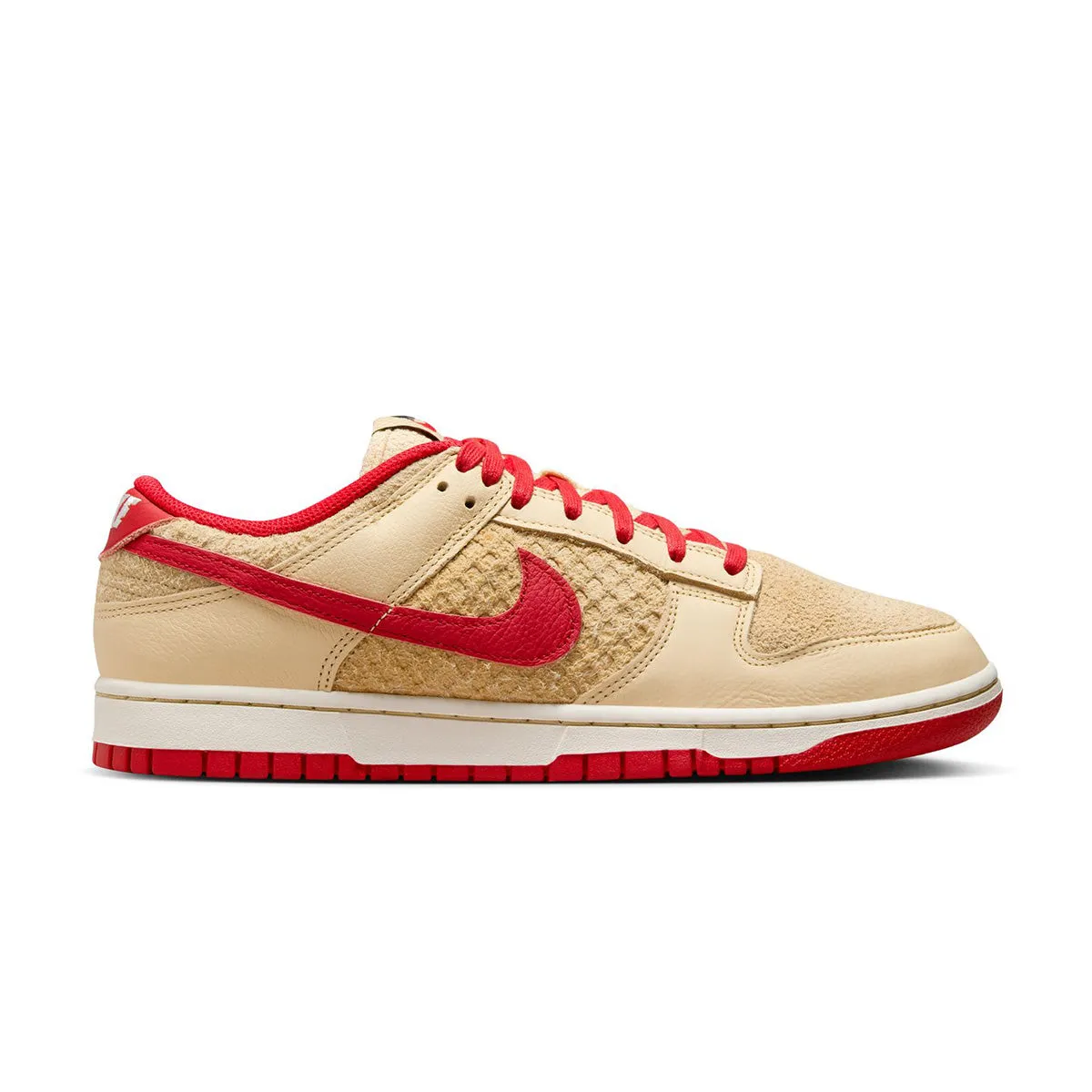 Sneaker Culture Rubber Traction Grip Dunk Low Retro SE 'Strawberry Waffle'