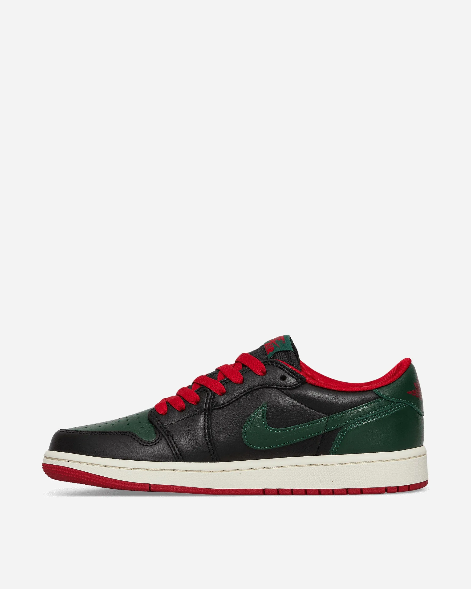 Mountain Hike Women's Air Jordan 1 Retro Low OG Sneakers Black / Gorge Green