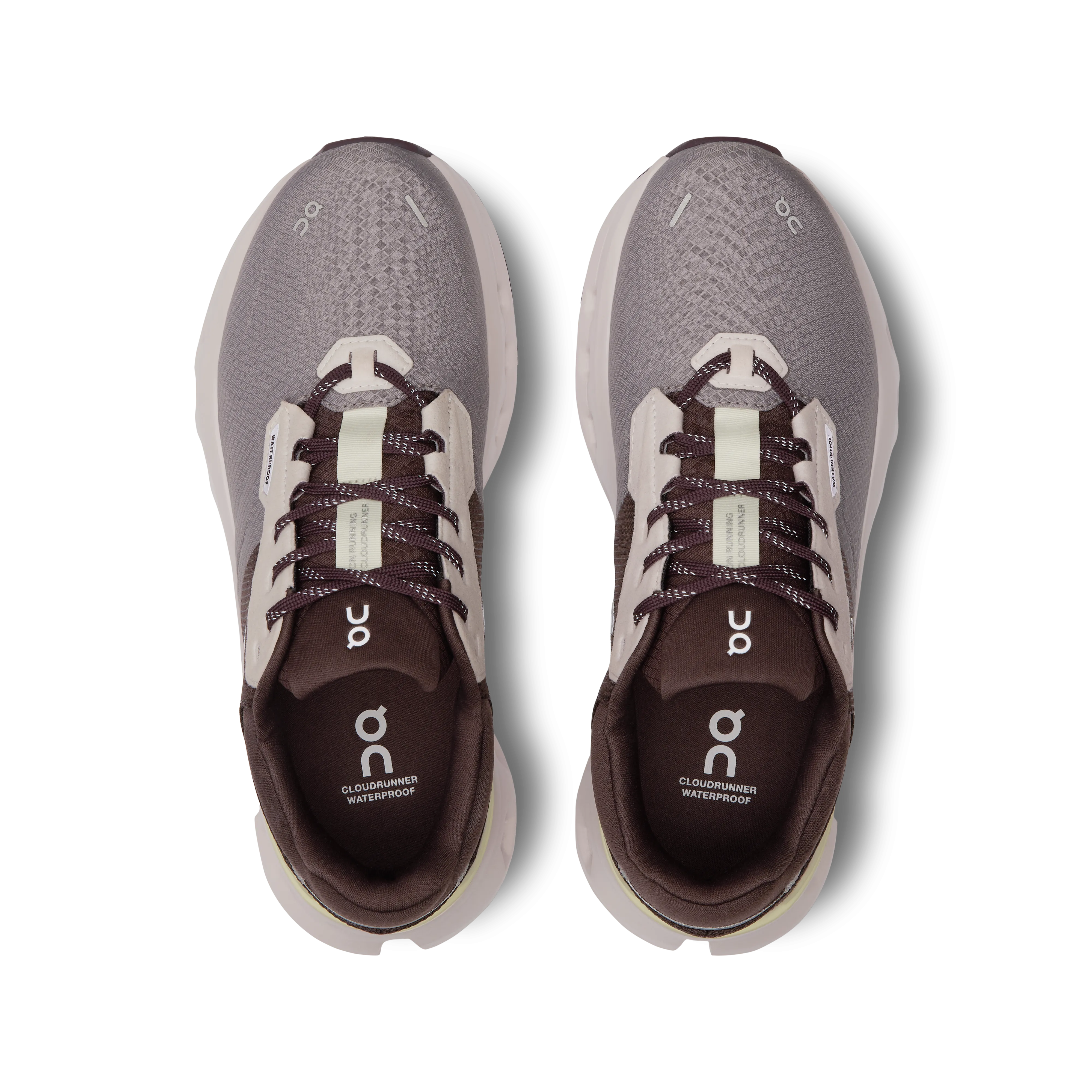 ReflectiveElements tight - fitting running shoes ON CLOUD RUNNER WATERPROOF WOMEN'S