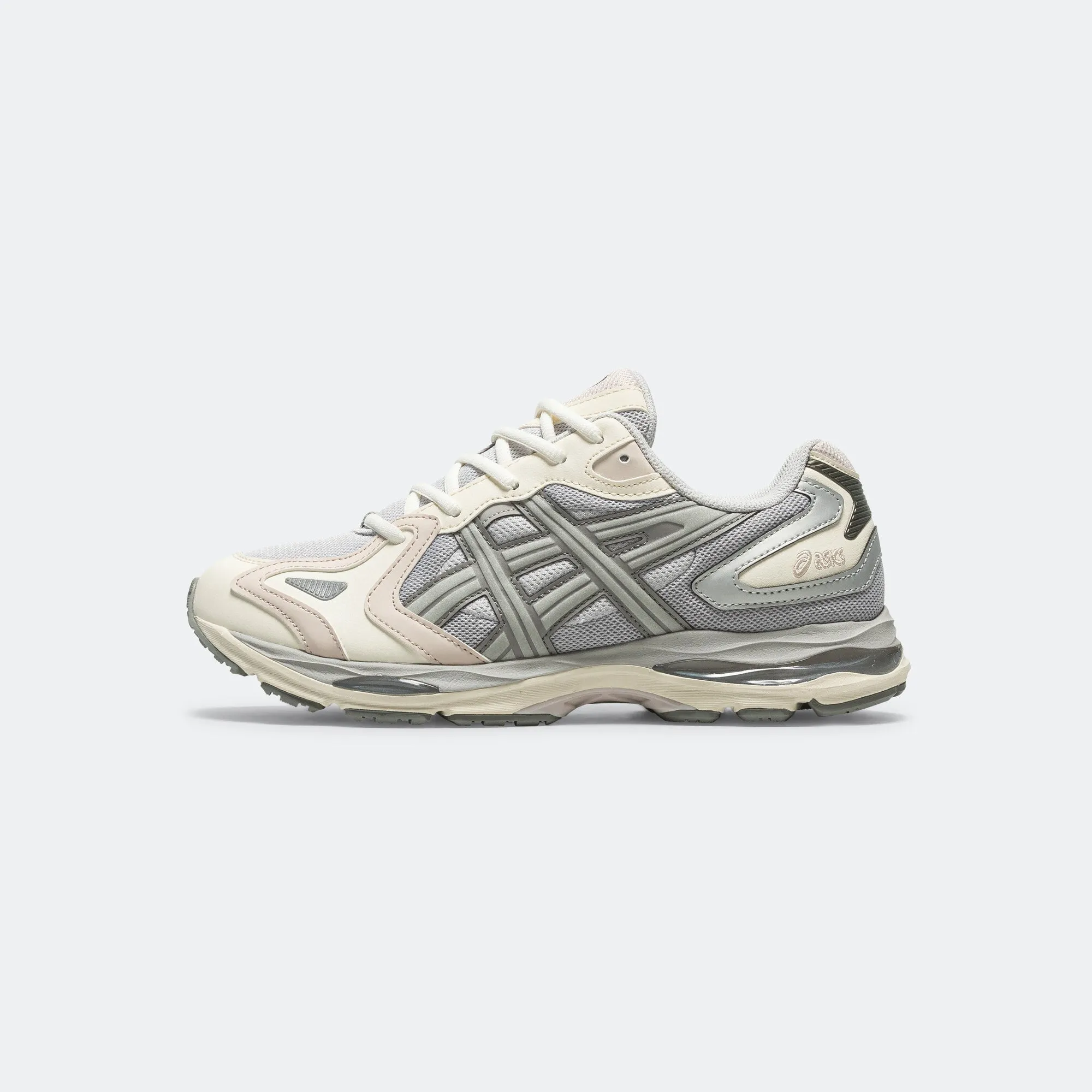 GEL-K1011 - Cloud Grey/Cream Quick Outing