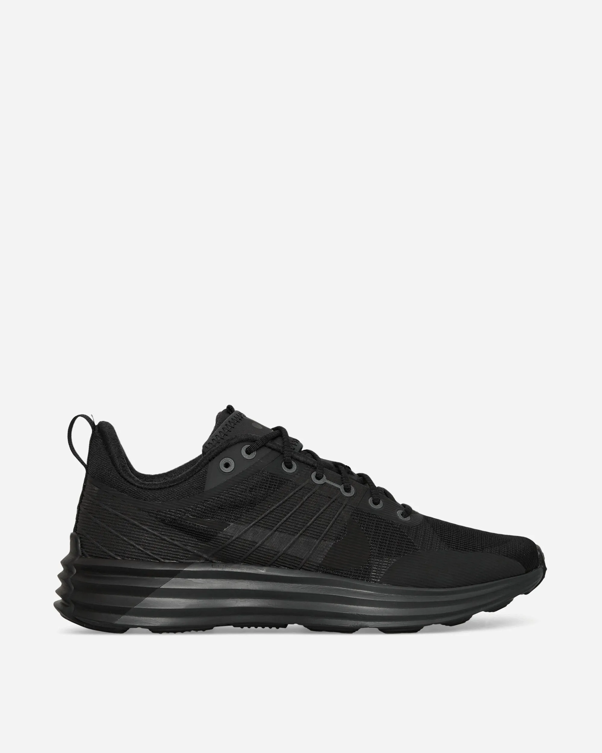 Minimal Touch Lunar Roam Sneakers Black