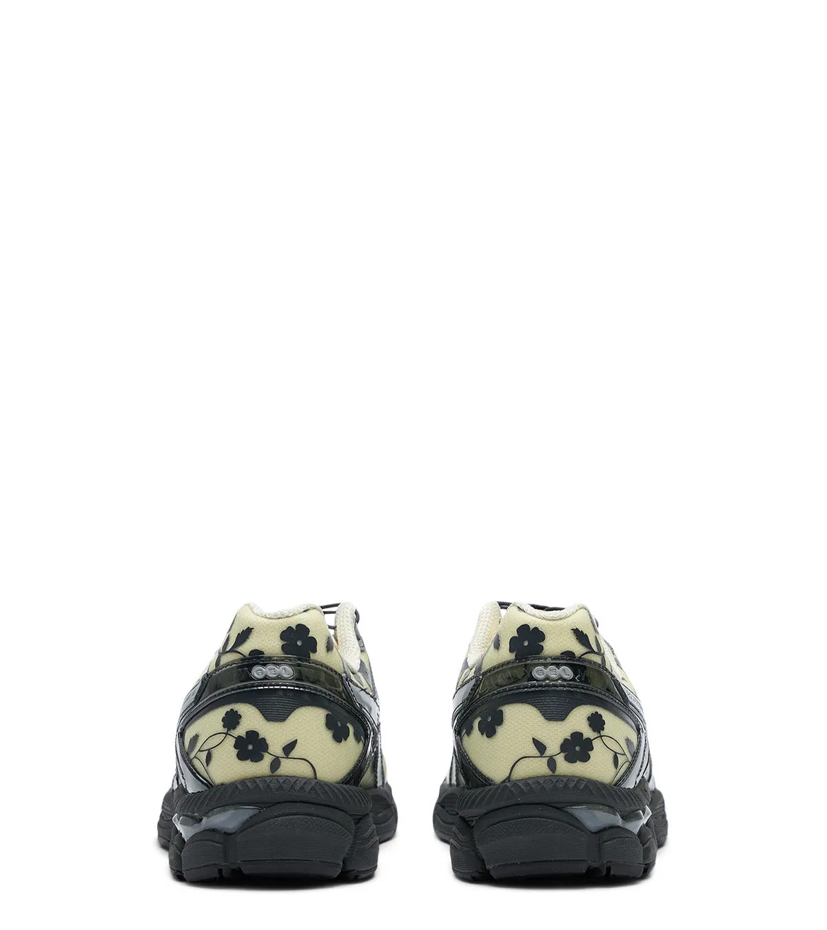 ASICS Gel-Cumulus 16 SSCB Ivory Black Classy silhouette least work