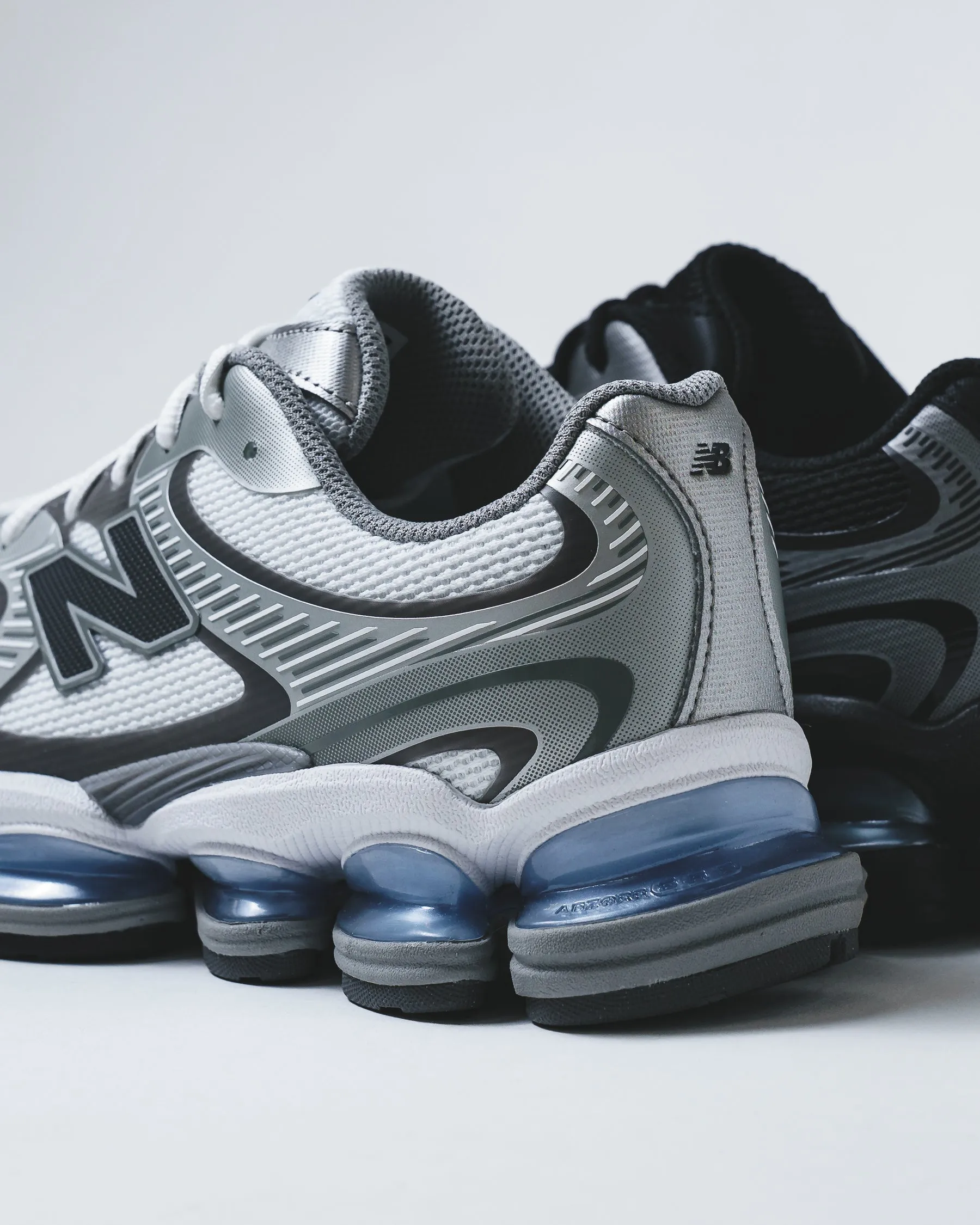 portable shoes Winter - running New Balance Unisex Abzorb 2000 White Silver Metallic Core U2000AA