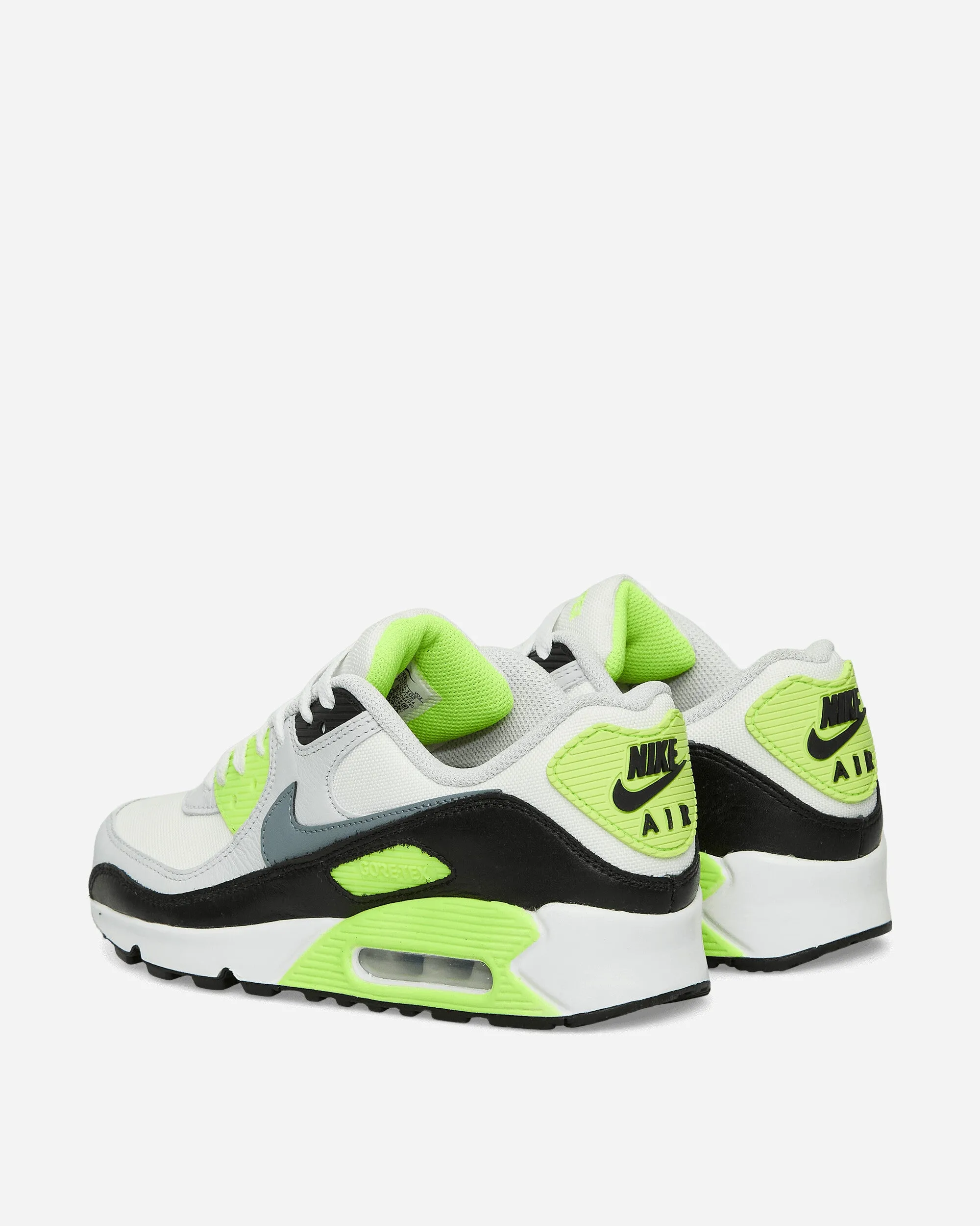 Friend Out Date Outfit Air Max 90 GORE-TEX Sneakers Summit White / Volt