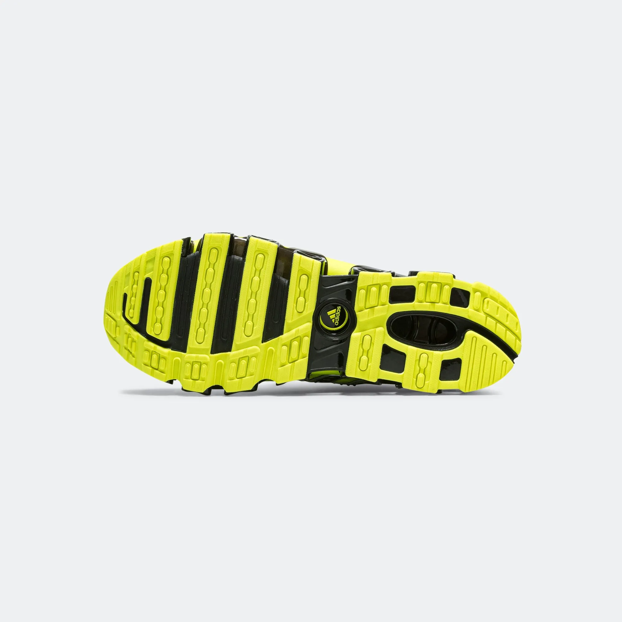 Street Wear Feet Relief Megaride - Solar Yellow/Core Black-Metallic Silver