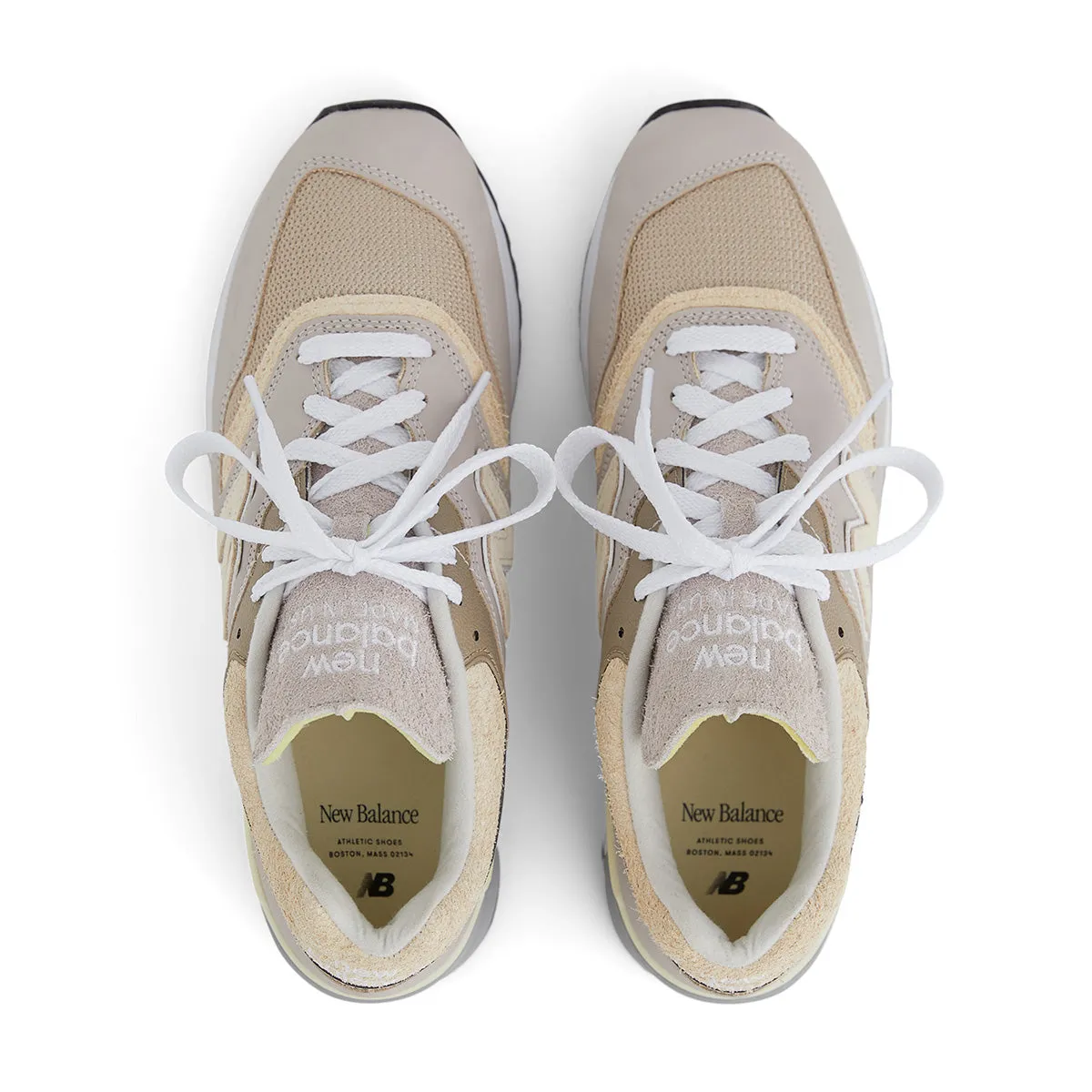 Treaded Sole Comfort Flex in USA 997 'Moonrock Driftwood'