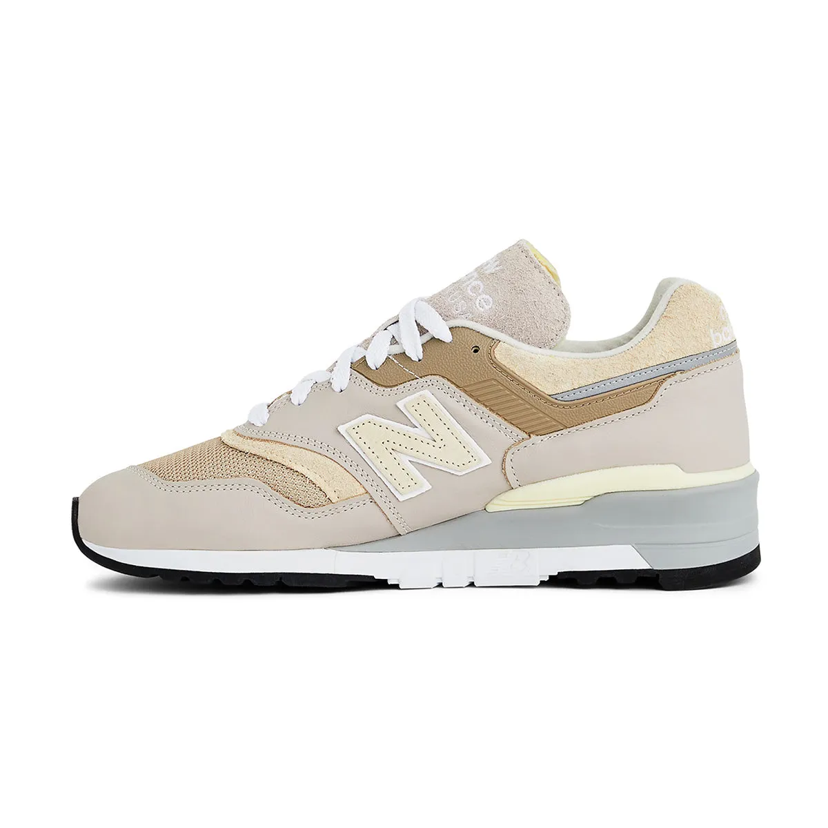 Soft   touch in USA 997 'Moonrock Driftwood'